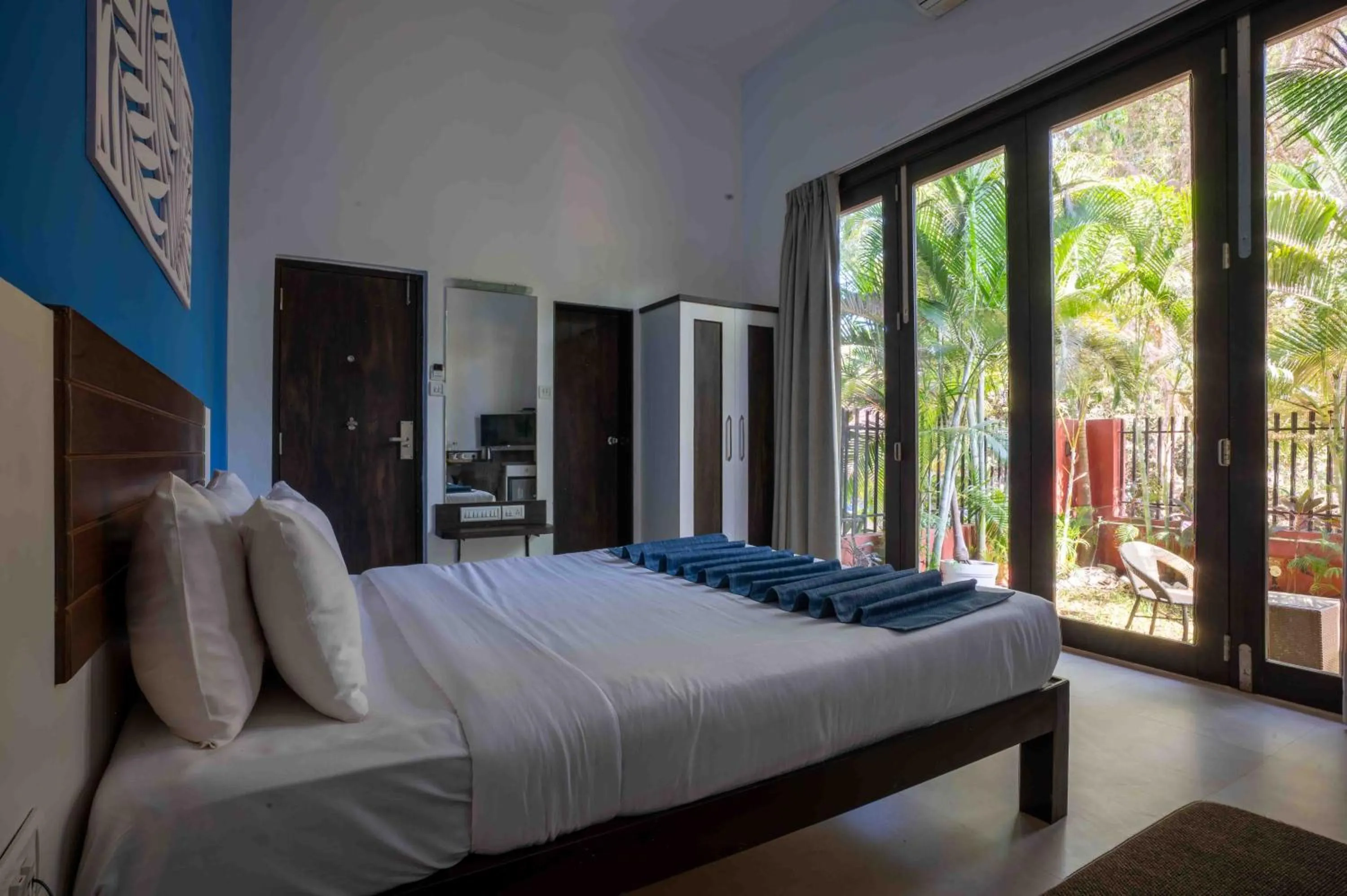 Bed in Foxoso Sonnet - A boutique hotel, Anjuna , Goa