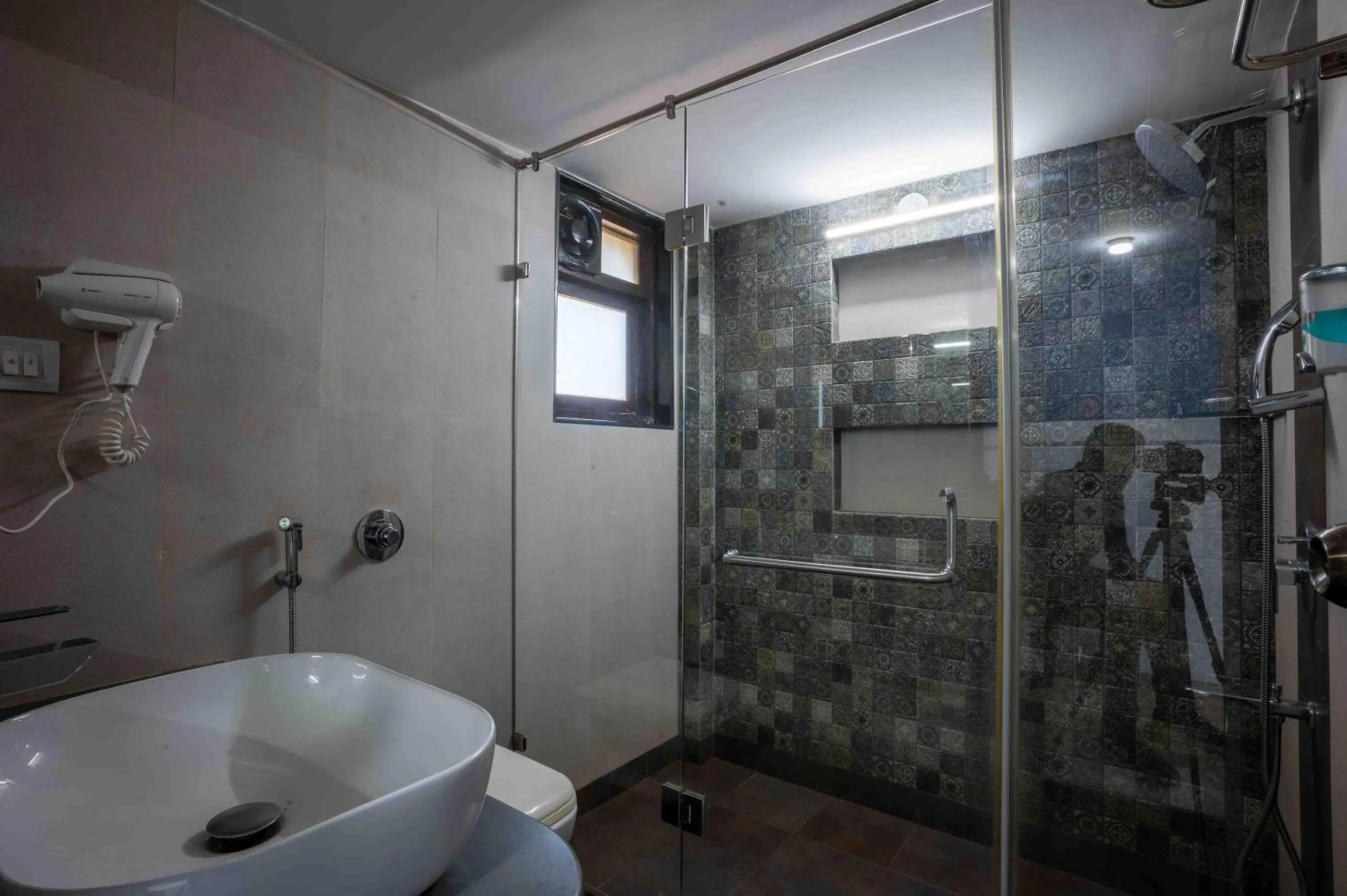 Shower in Foxoso Sonnet - A boutique hotel, Anjuna , Goa