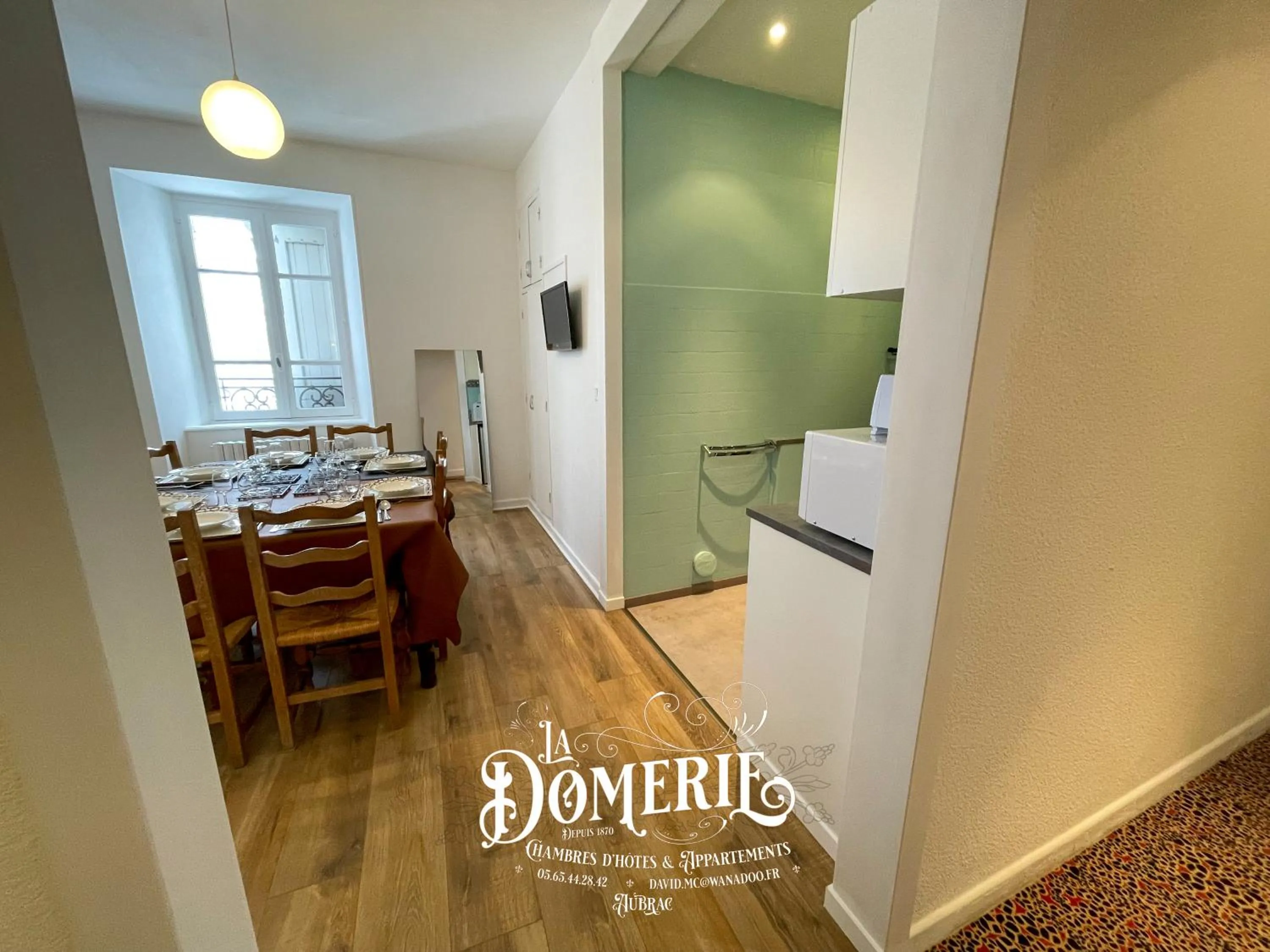 Kitchen or kitchenette in La Domerie - Maison d'hôtes