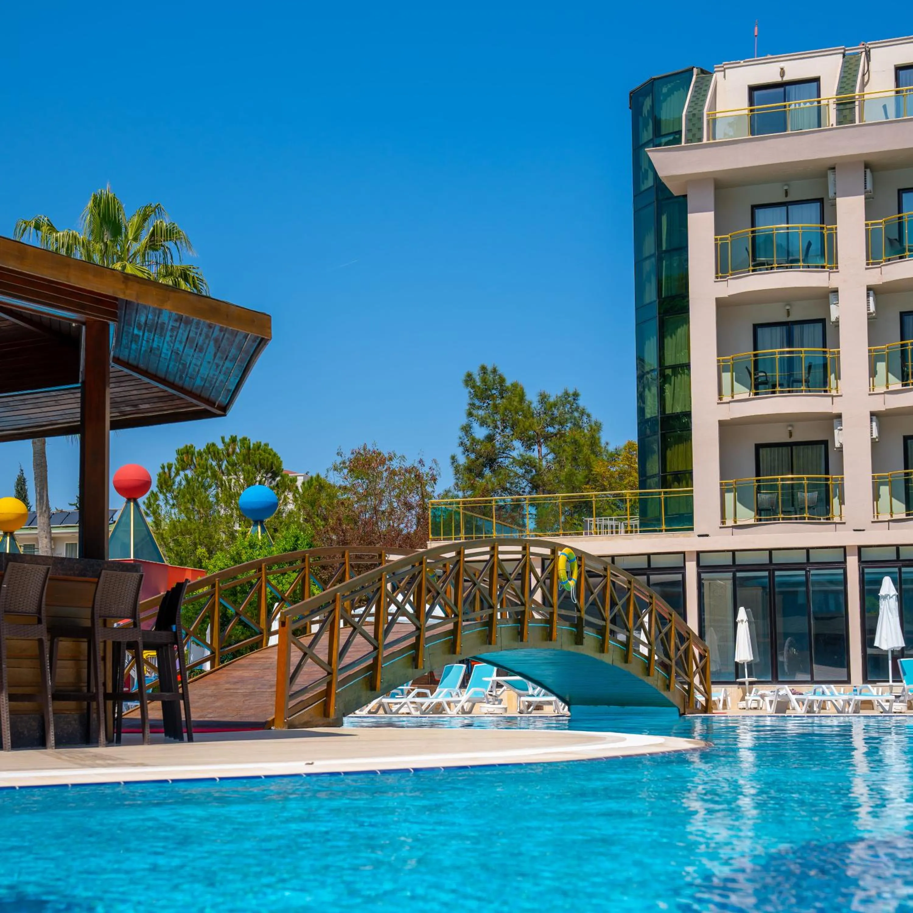 Swimming pool in Eldar Resort Hotel