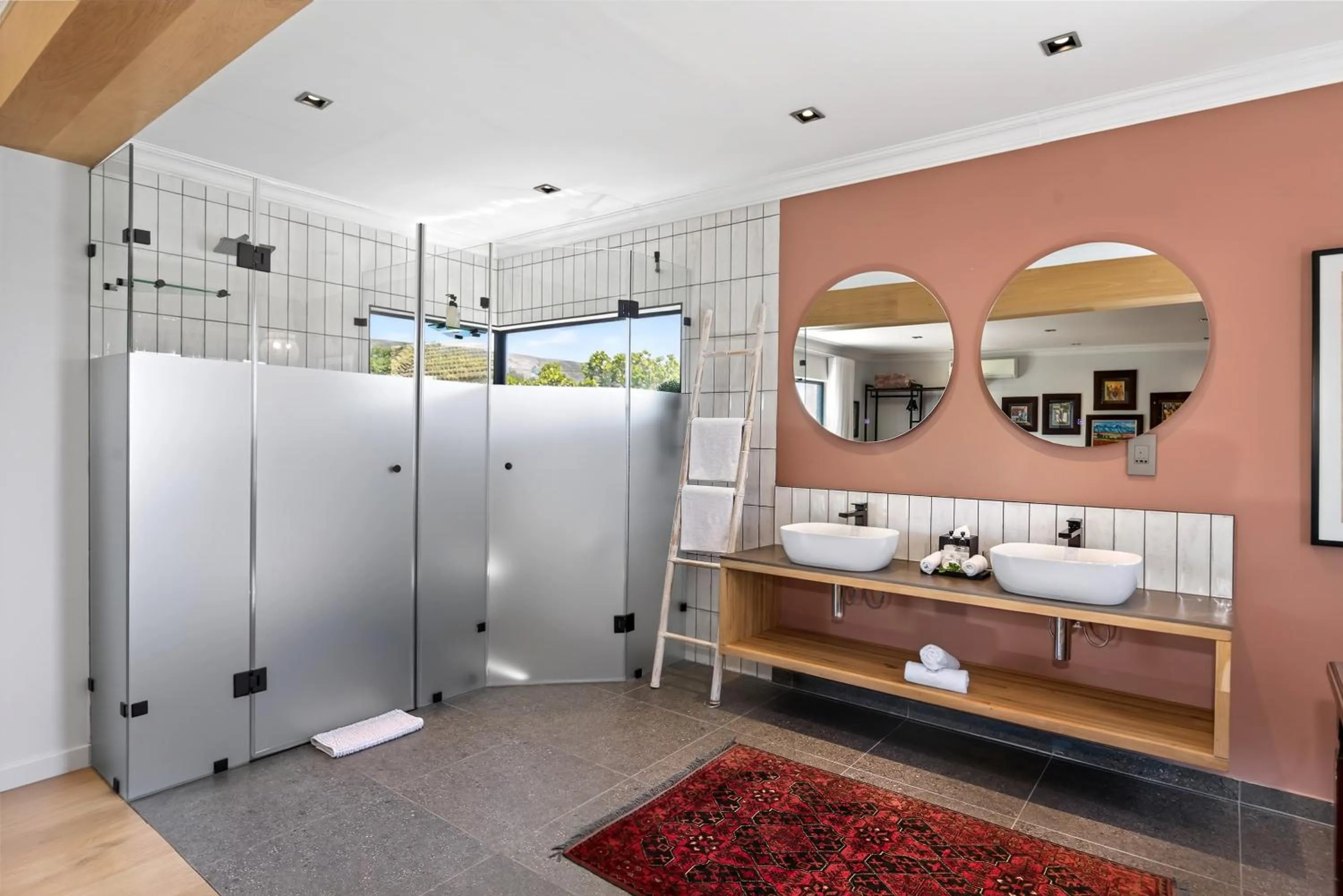 Bathroom in The Whale's Tale Guesthouse