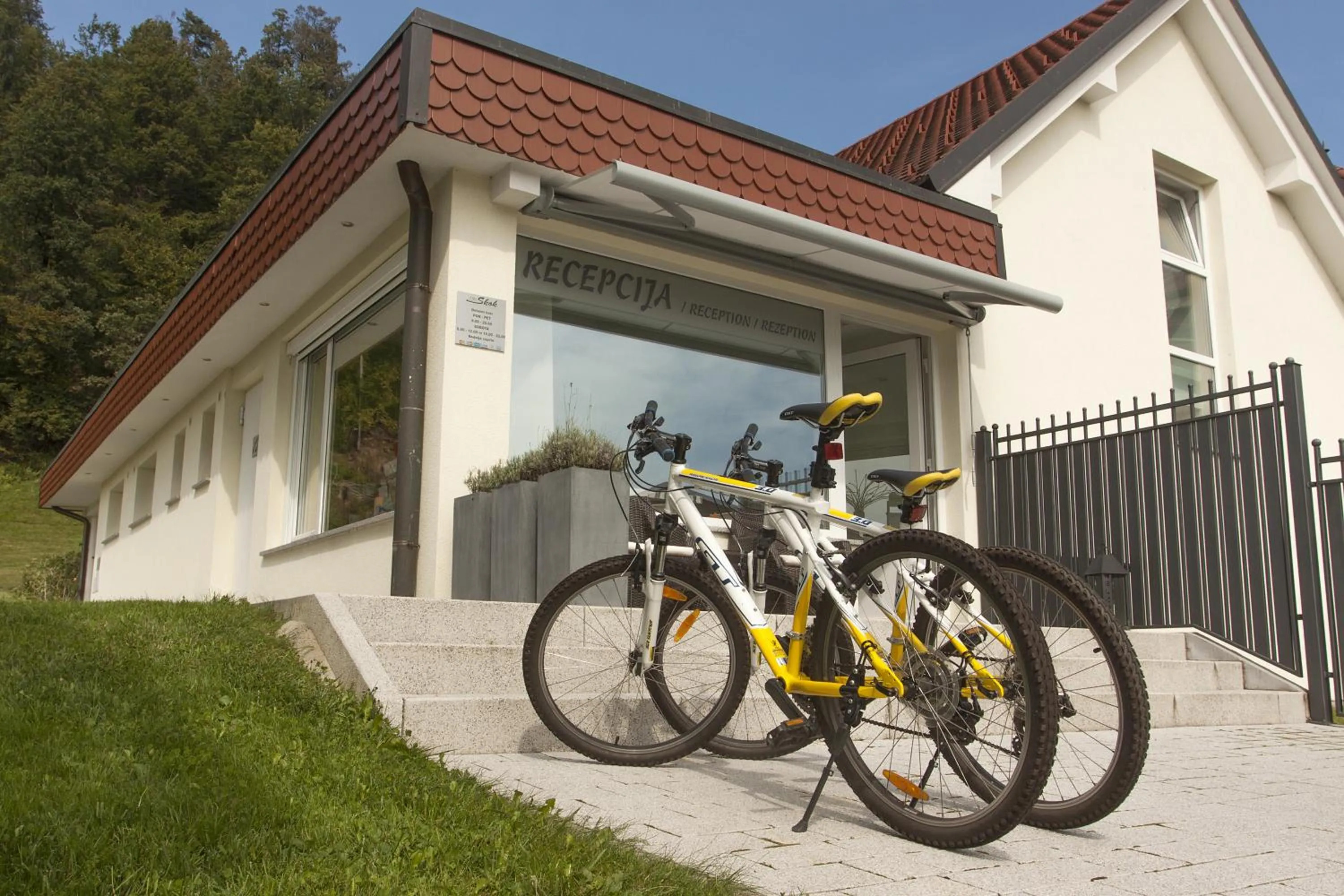 Facade/entrance in Apartments & Wellness Skok