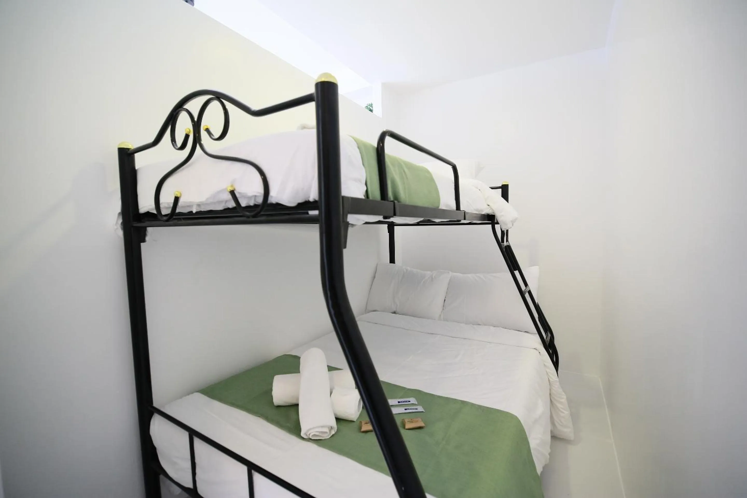 bunk bed, Bed in La Bella Boutique Hotel