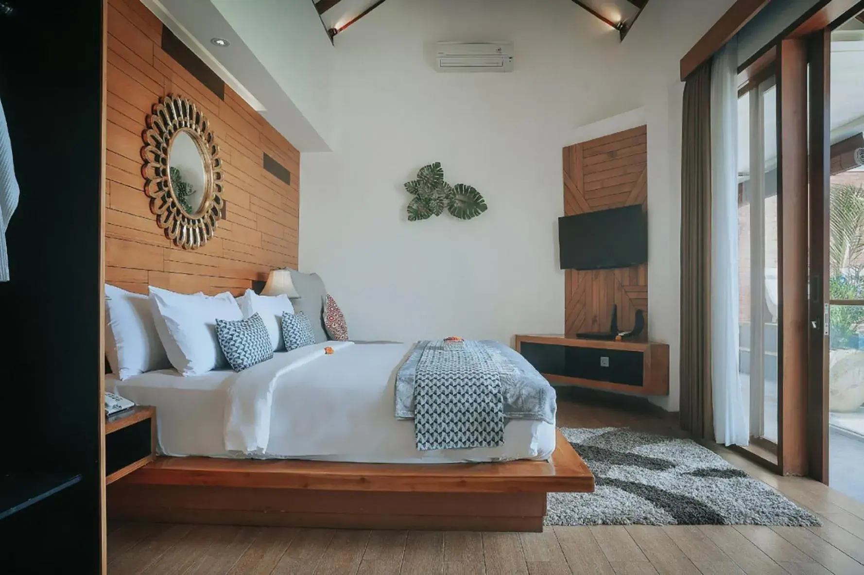 One Bedroom Pool Villa with Free Motorbike in The Wina Villa Seminyak by The Wina Resorts One Bedroom Pool Villa with Free Motorbike in The Wina Villa Seminyak by The Wina Resorts