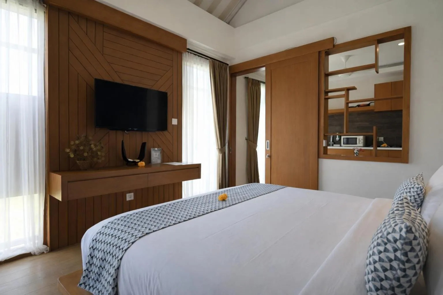 TV and multimedia, Bed in The Wina Villa Seminyak by The Wina Resorts