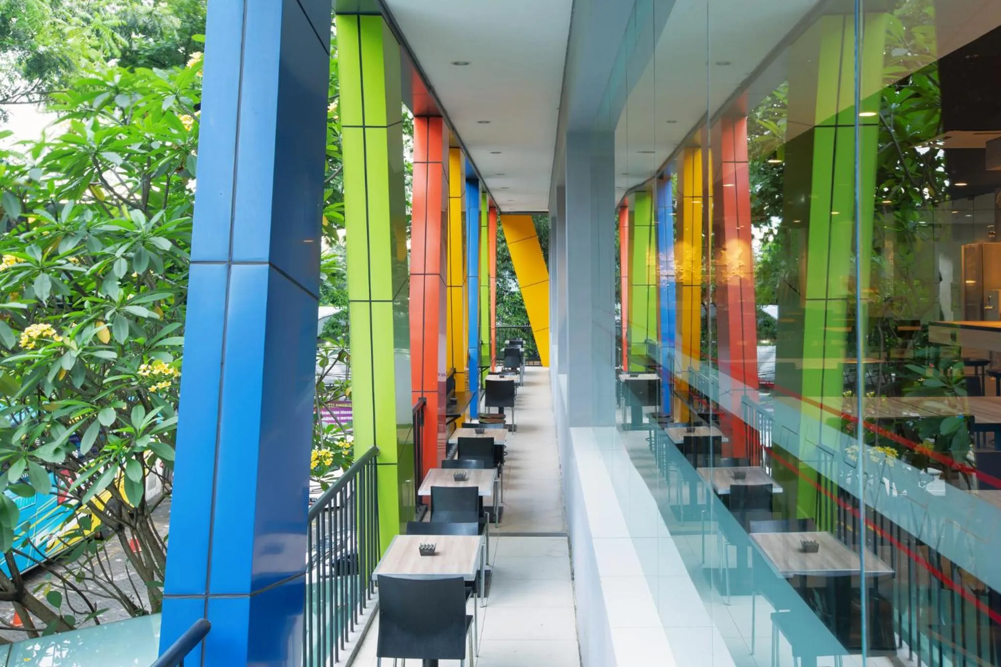 Restaurant/places to eat in Amaris Hotel Padjajaran - Bogor