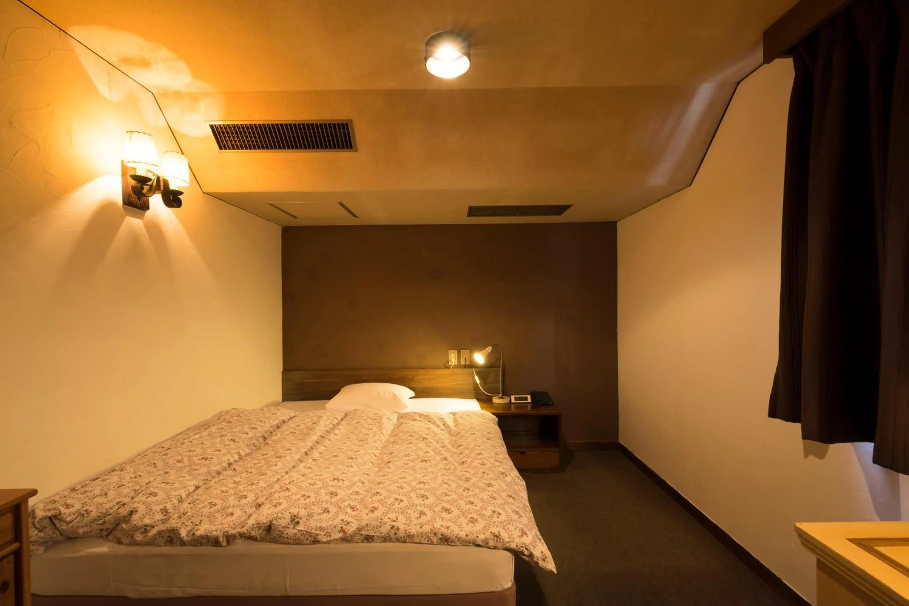 Photo of the whole room, Bed in Hotel Haus St Anton