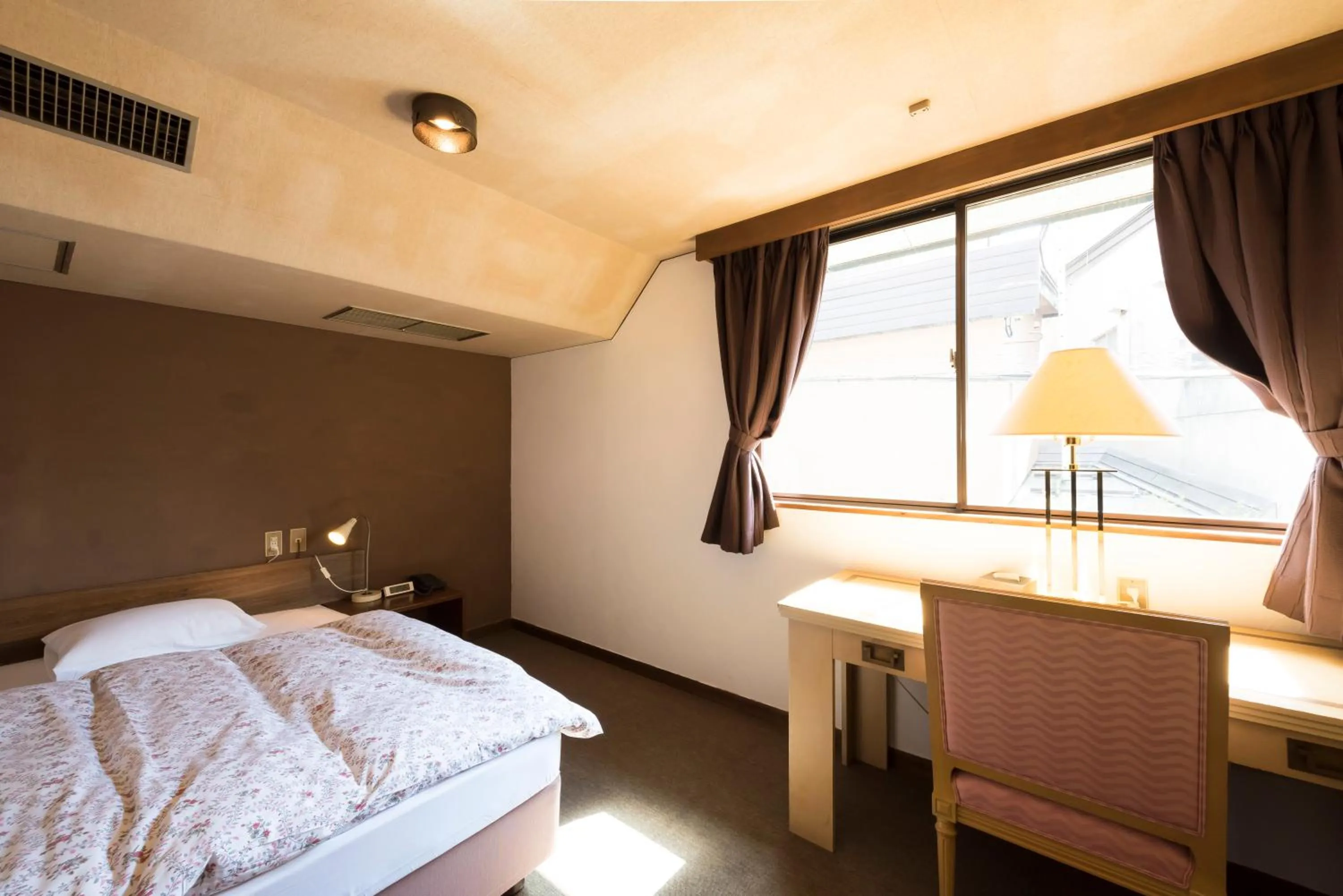 Bed in Hotel Haus St Anton