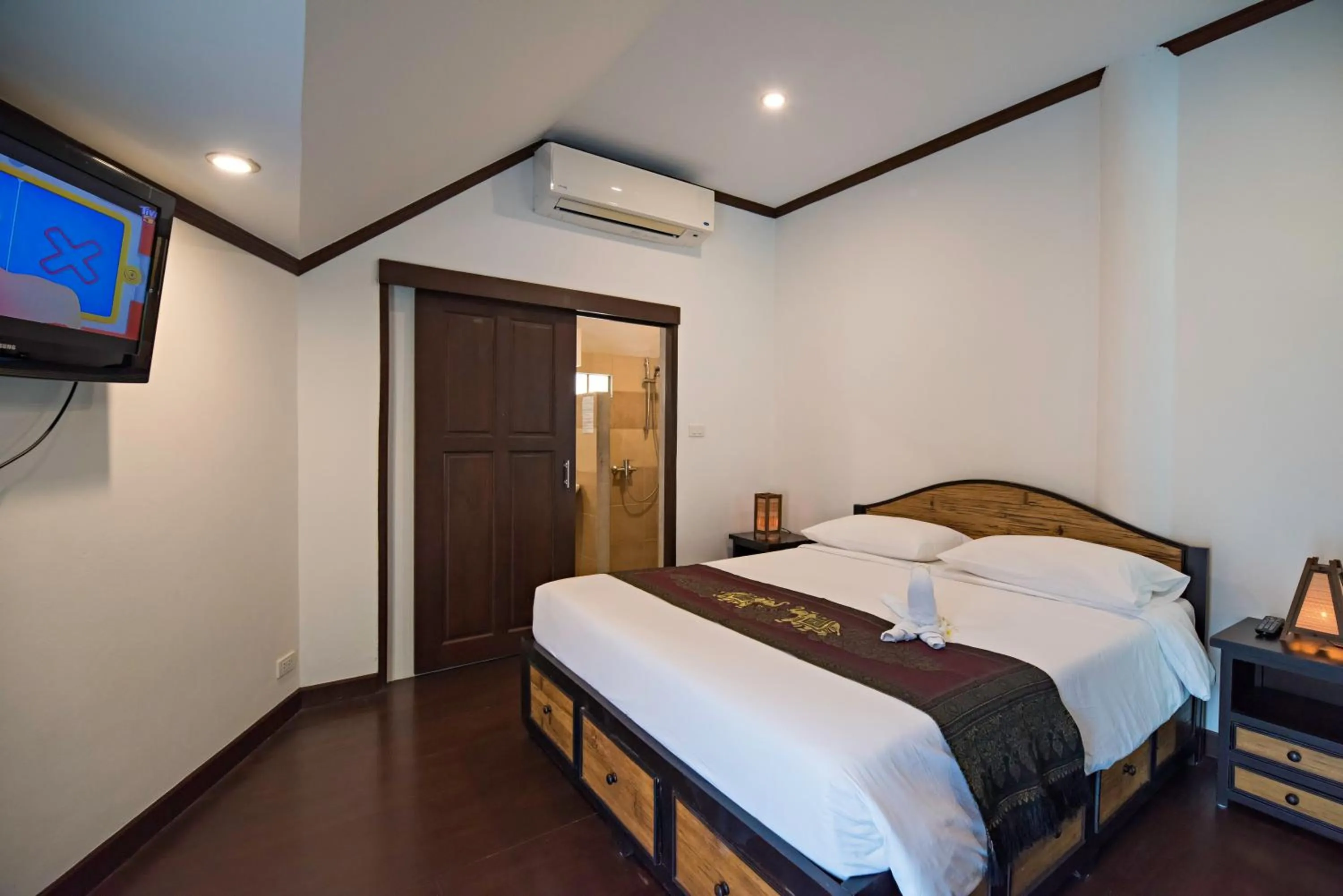Bedroom, Bed in Chaweng Noi Residence
