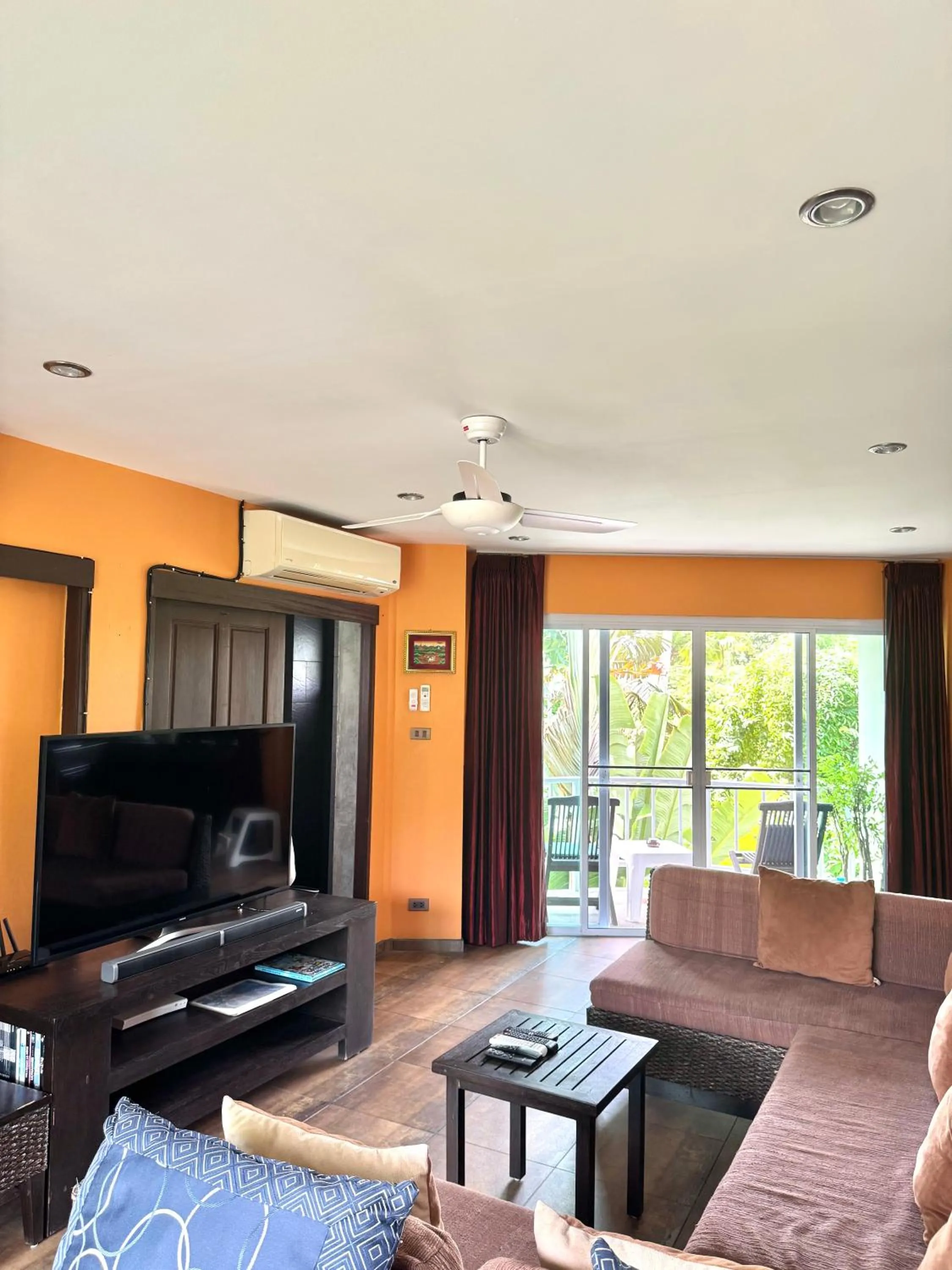 Chaweng Noi Residence