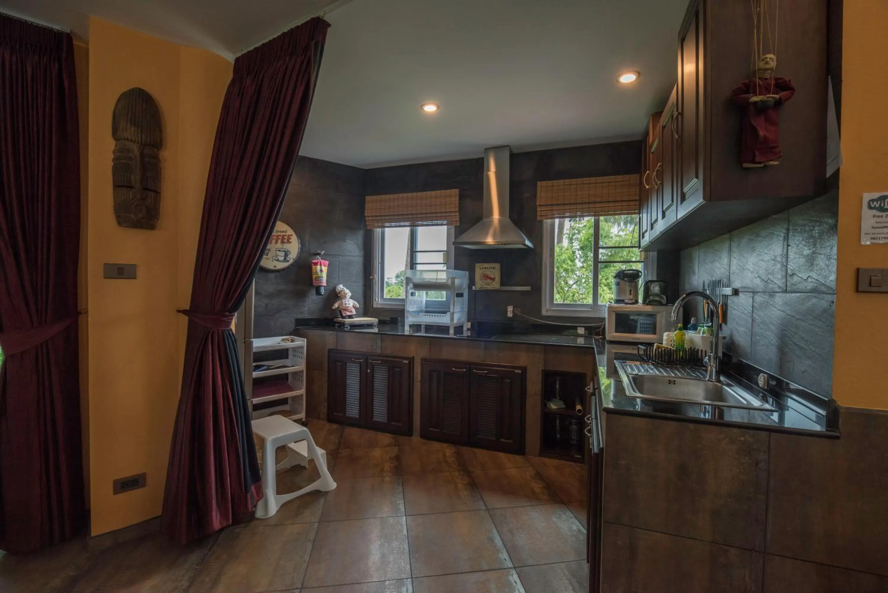 Kitchen or kitchenette in Chaweng Noi Residence