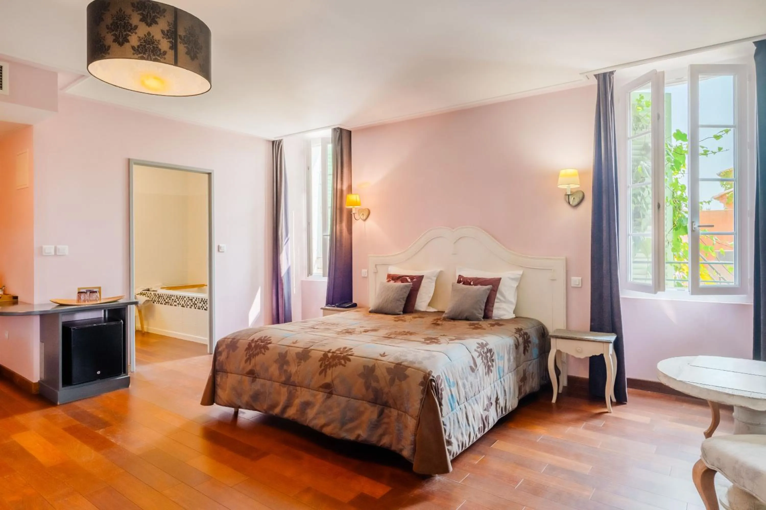 Bed in Le Mas du Lingousto