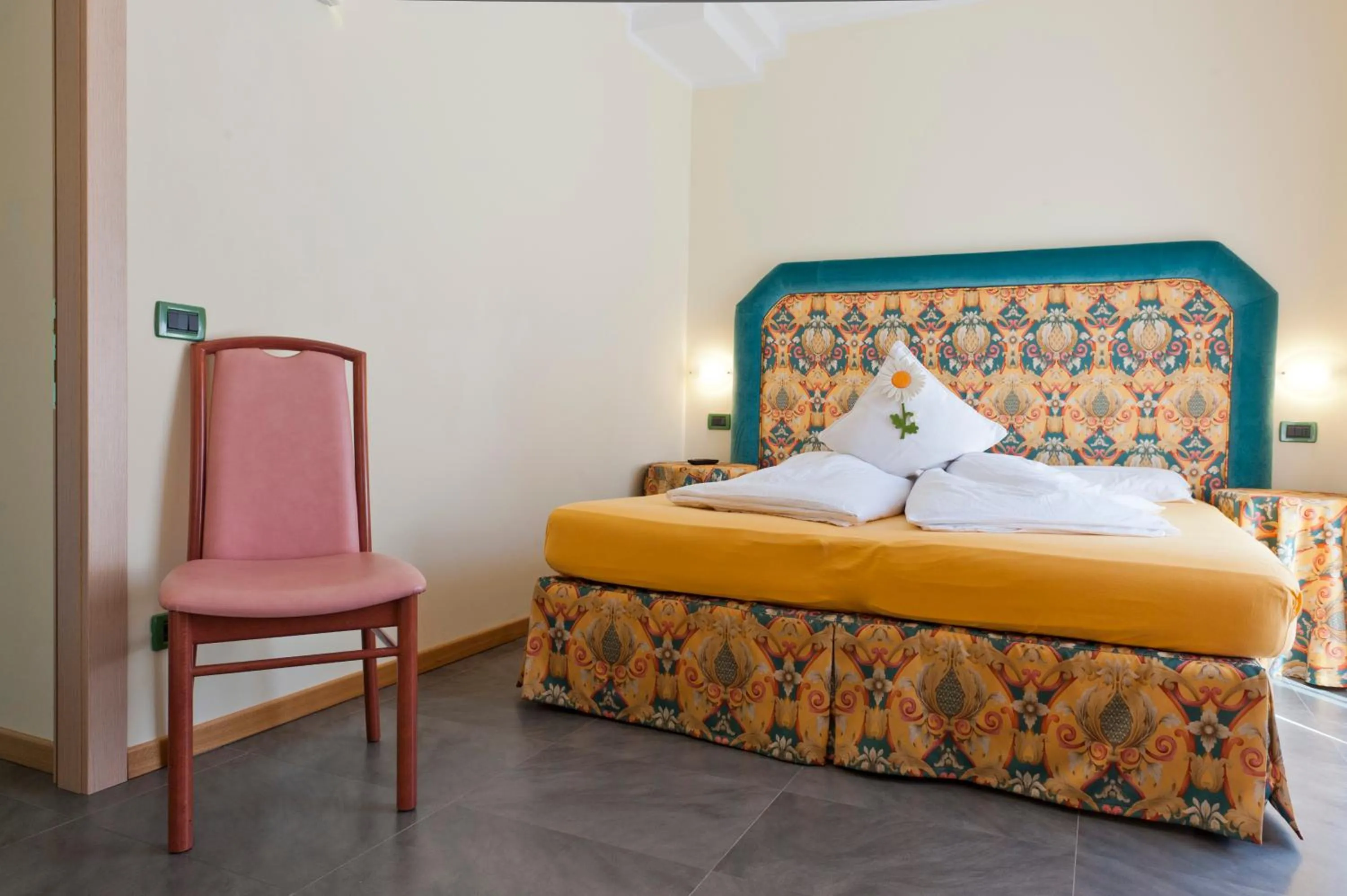 Photo of the whole room, Bed in Hotel Augusta