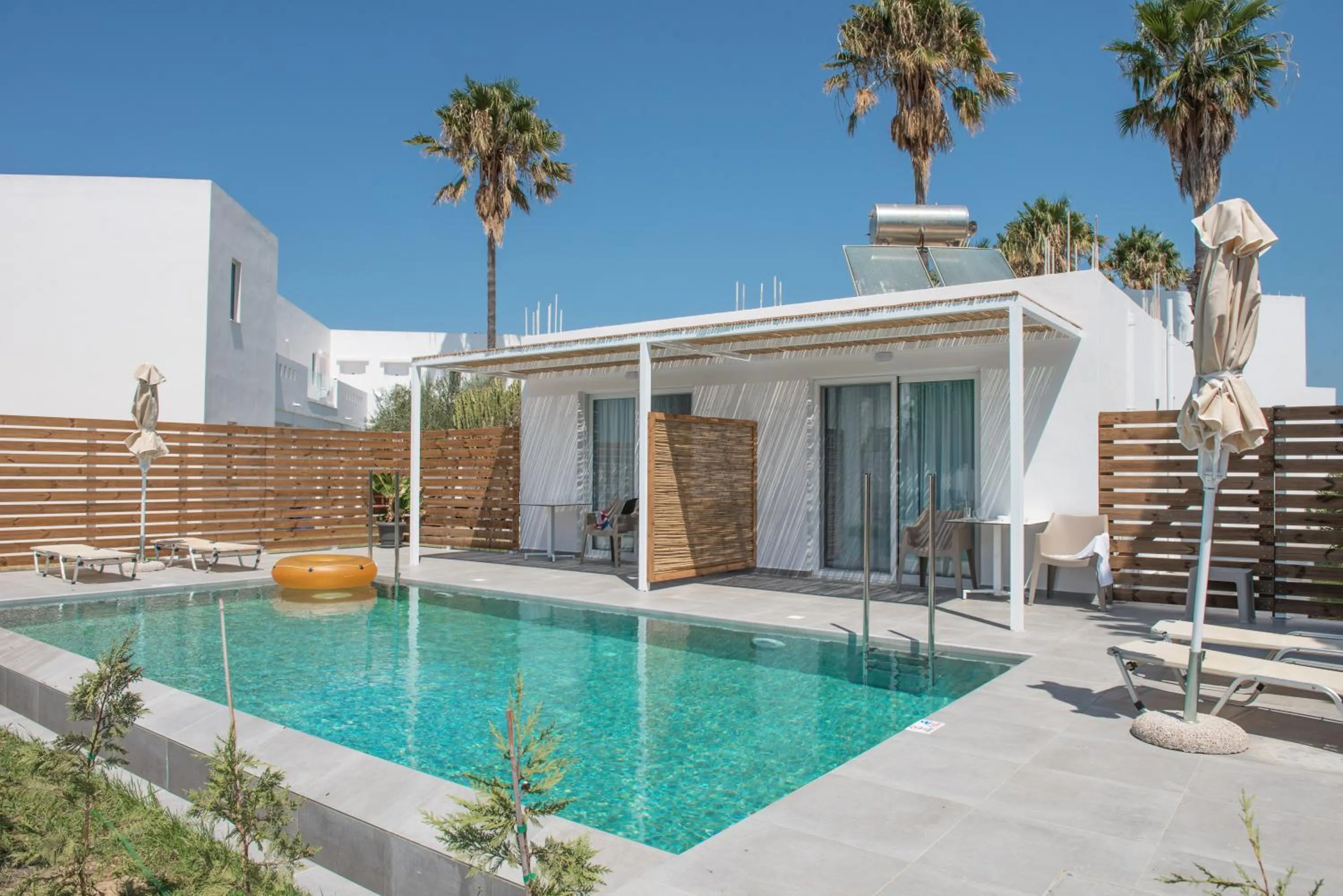 Summer Village of Hippokrates - Adults only