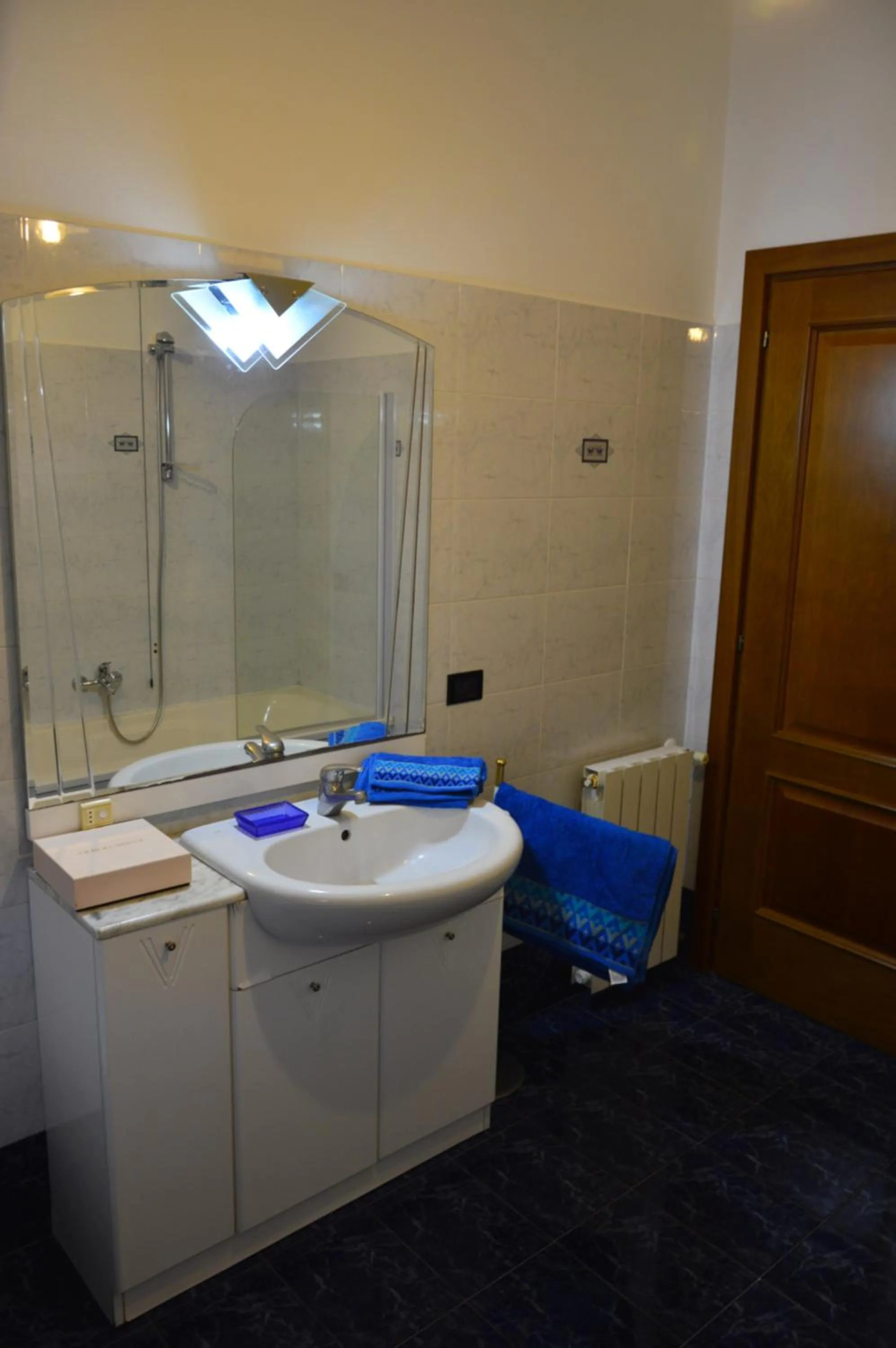 Bathroom in B&B Villa Elisa