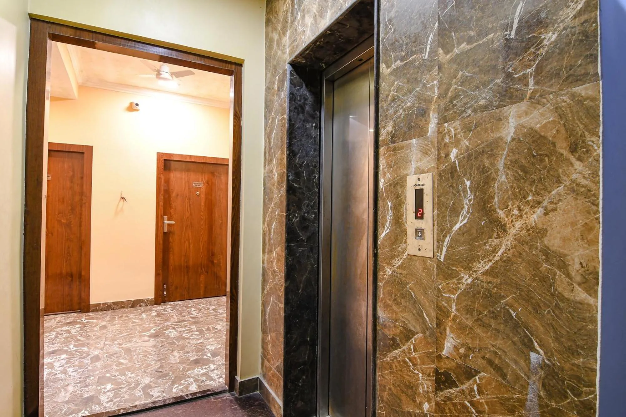 elevator in Via Krishna I - Nr Birla Industrial & Tech Museum