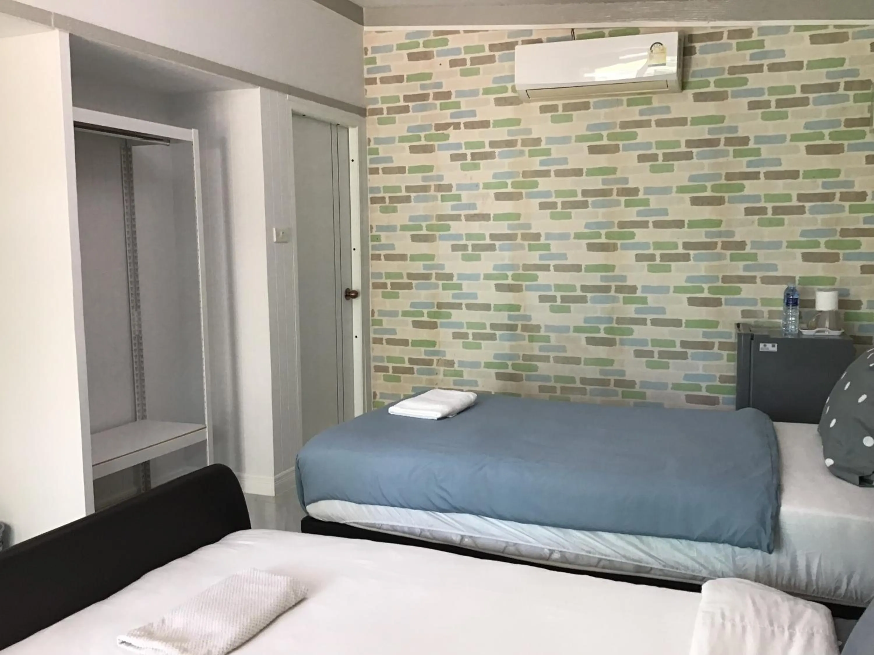 Bed in Phalagoon Resort