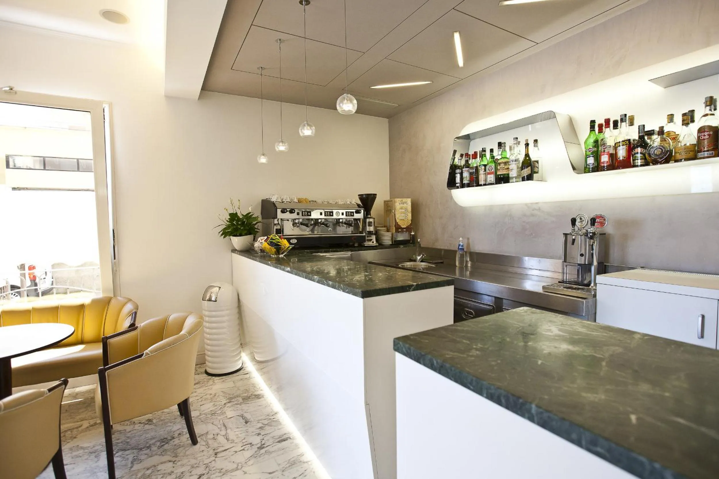 Lounge or bar in Hotel Aurora