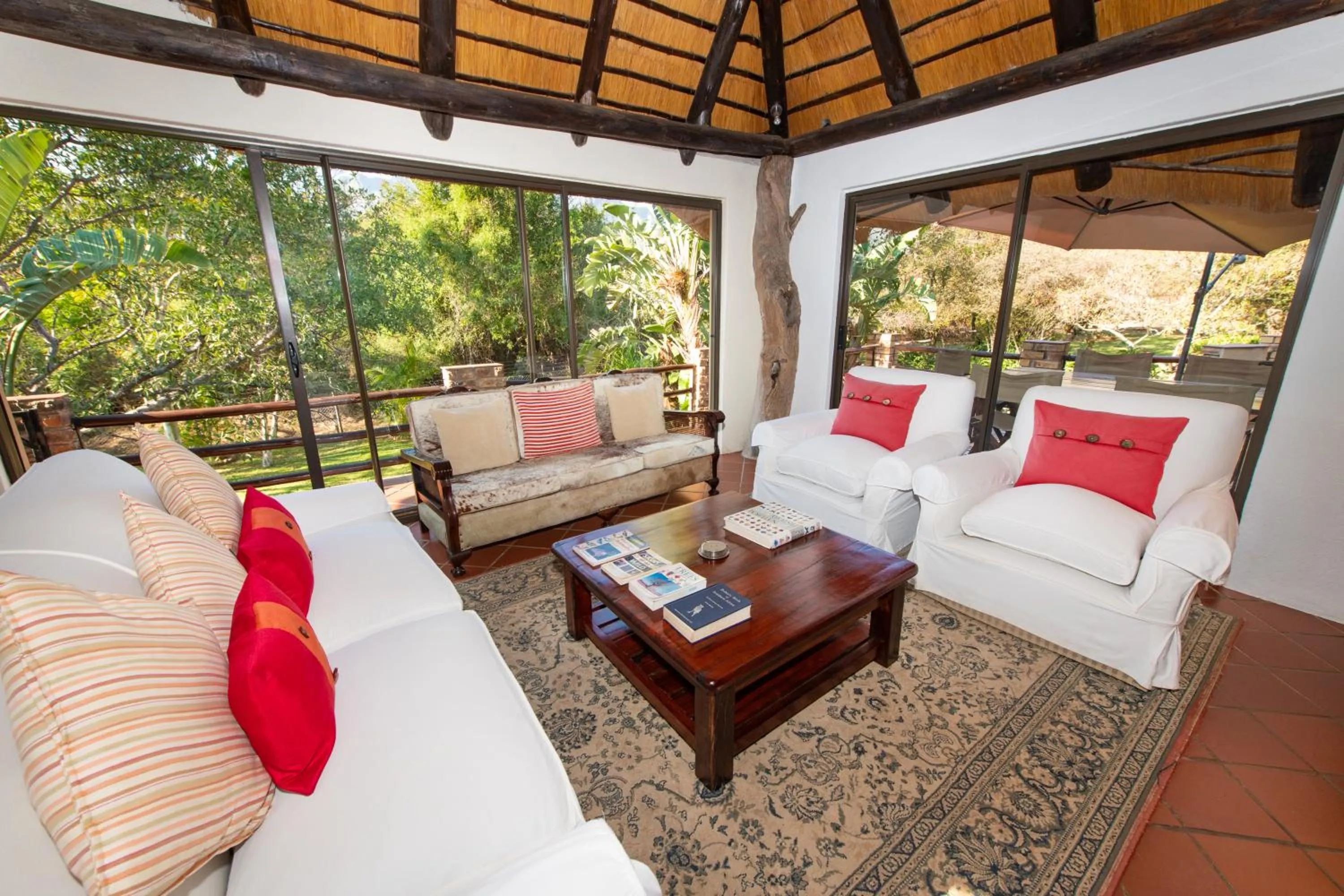 Living room in Blyde River Canyon Lodge