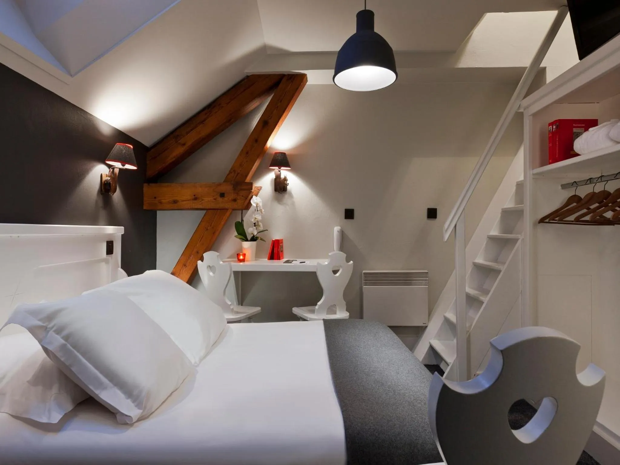 Photo of the whole room, Bed in Le Faucigny - Hotel de Charme & SPA