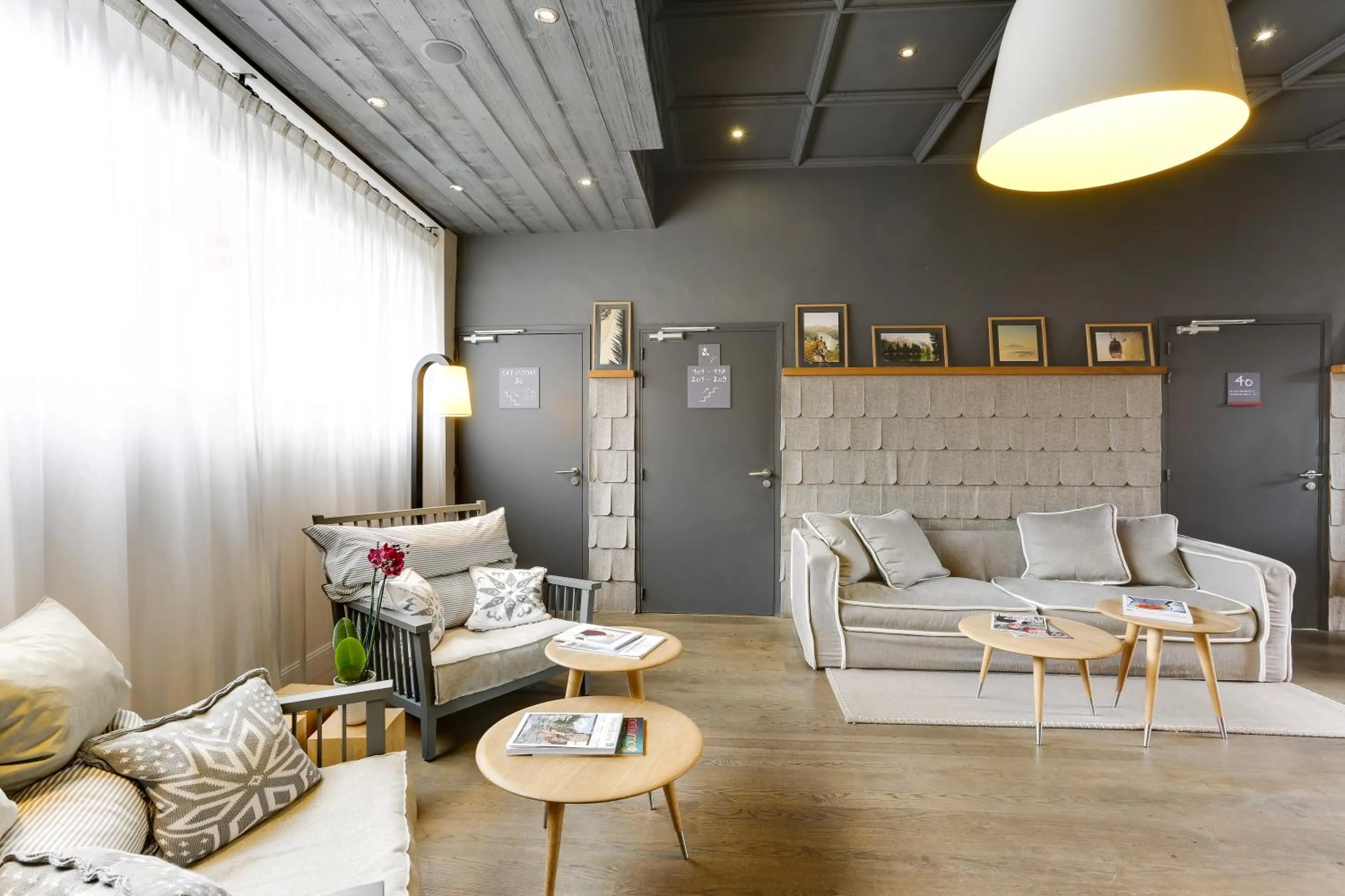 Lobby or reception in Le Faucigny - Hotel de Charme & SPA