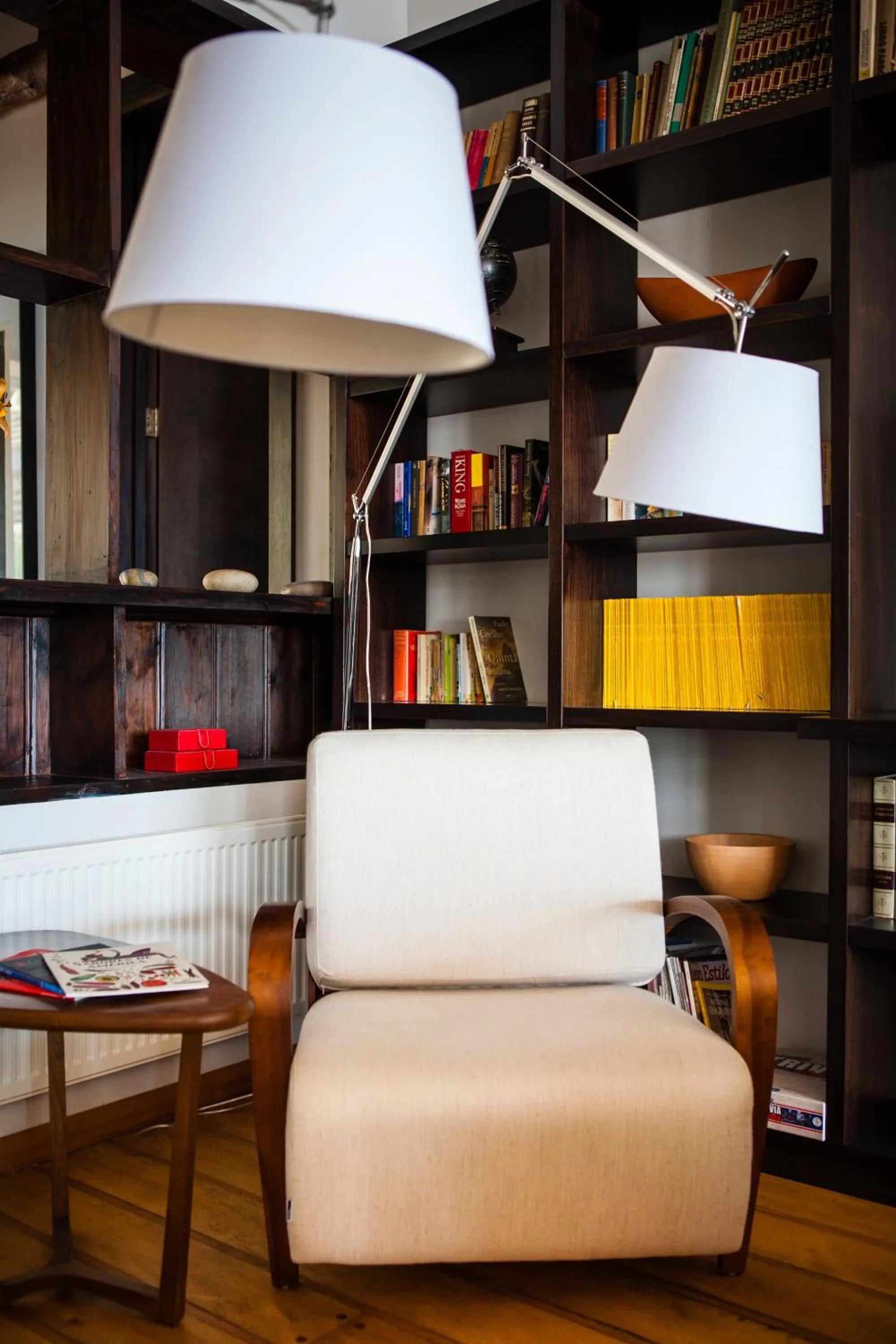 Library in Hotel Boutique Casadoca