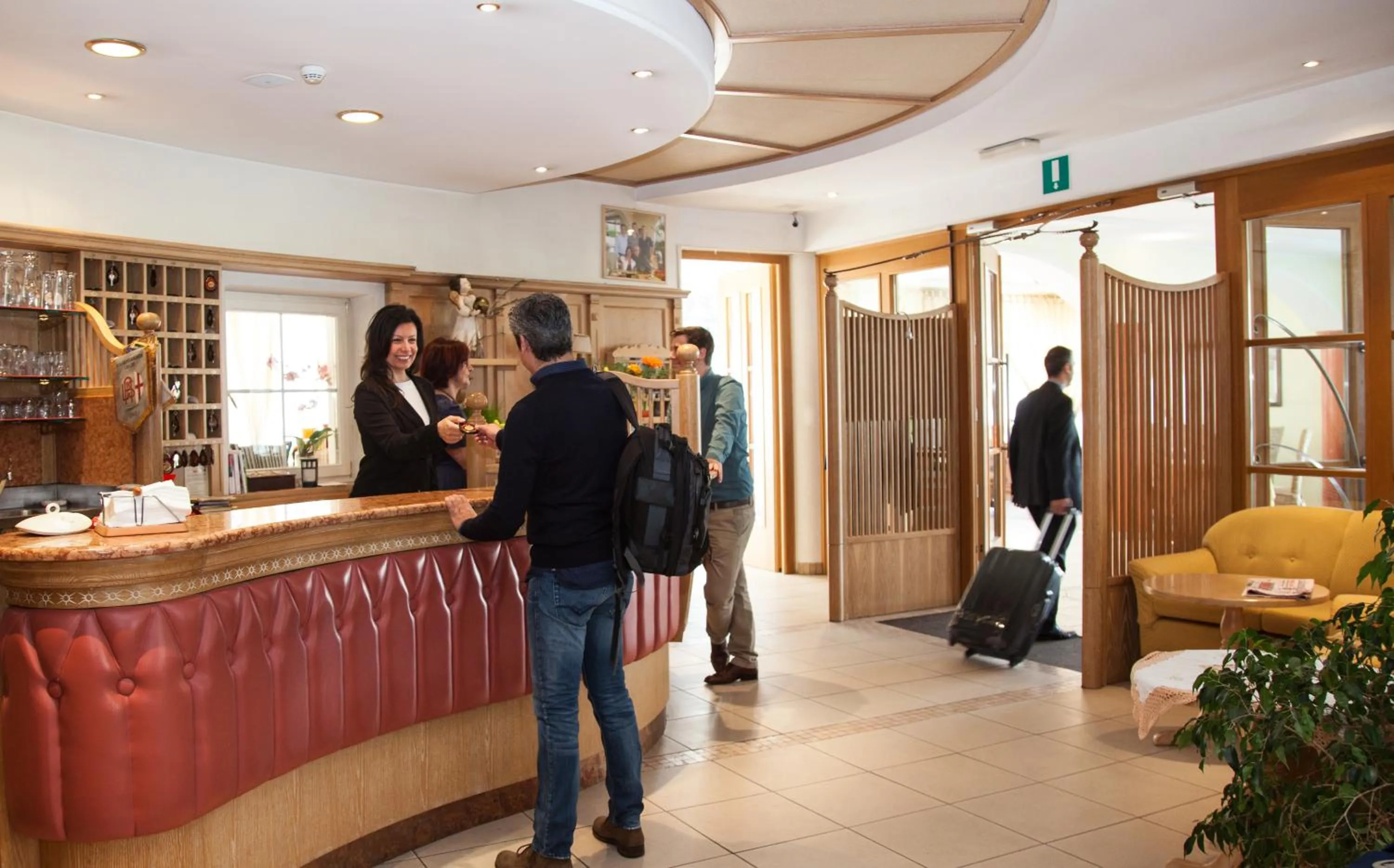 Staff in Hotel Comfort Erica Dolomiti Val d'Adige