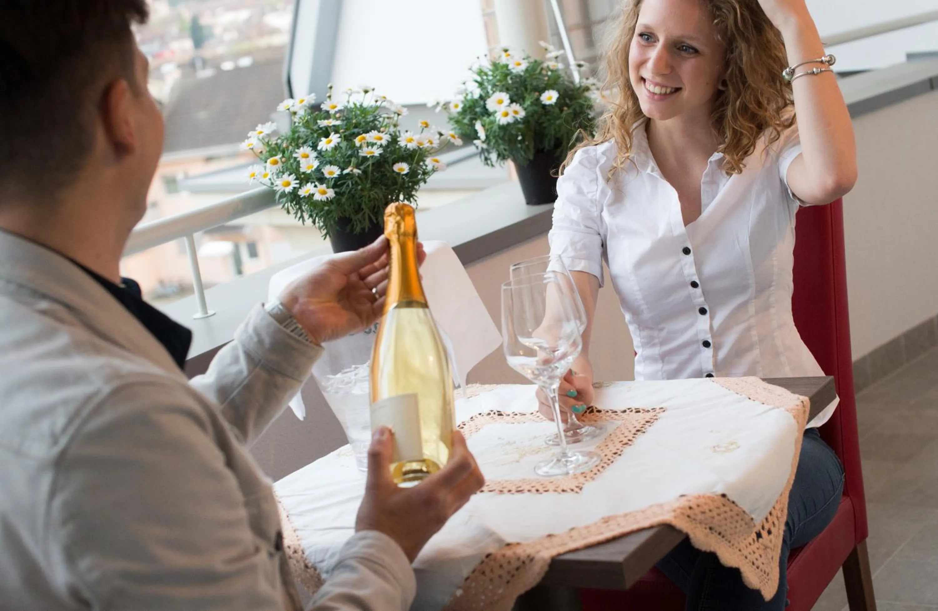 Guests in Hotel Comfort Erica Dolomiti Val d'Adige