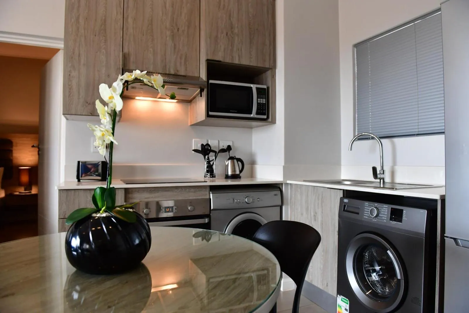 Kitchen or kitchenette in Innov8 Spaces