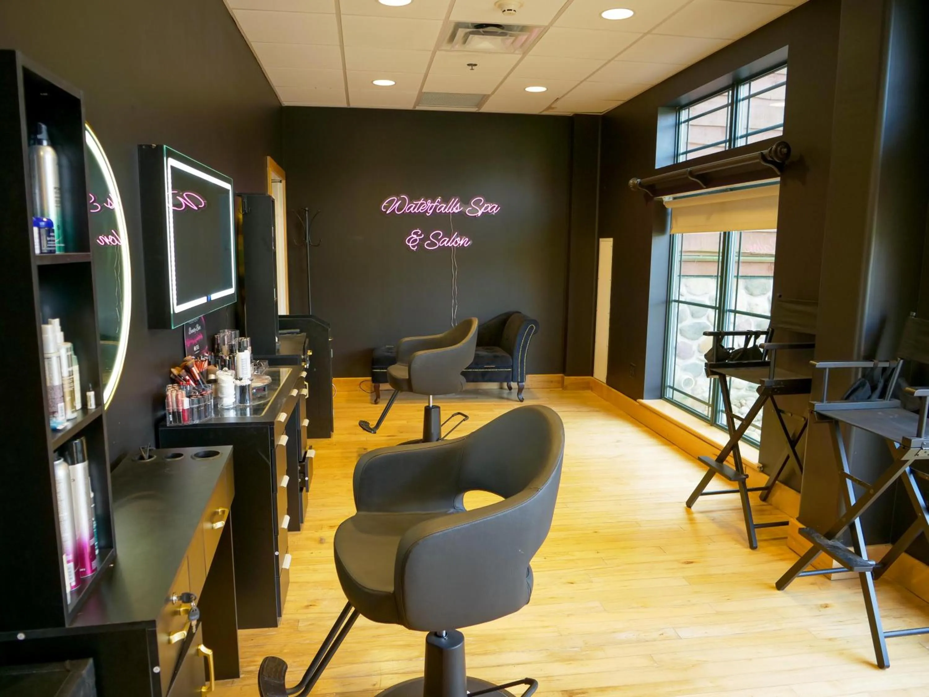 Spa and wellness centre/facilities in Hope Lake Lodge & Indoor Waterpark