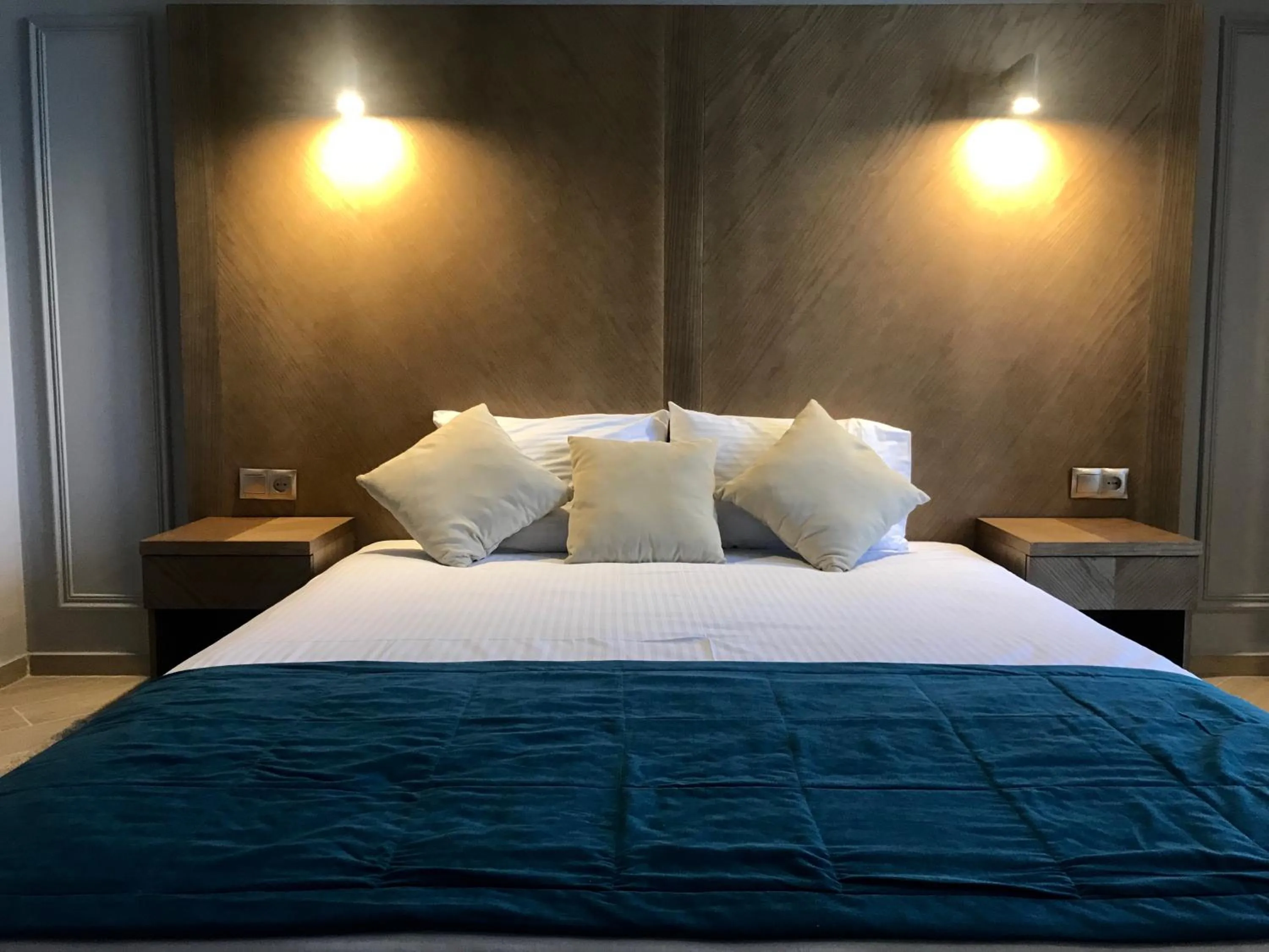 Bed in Boomerang Boutique Hotel