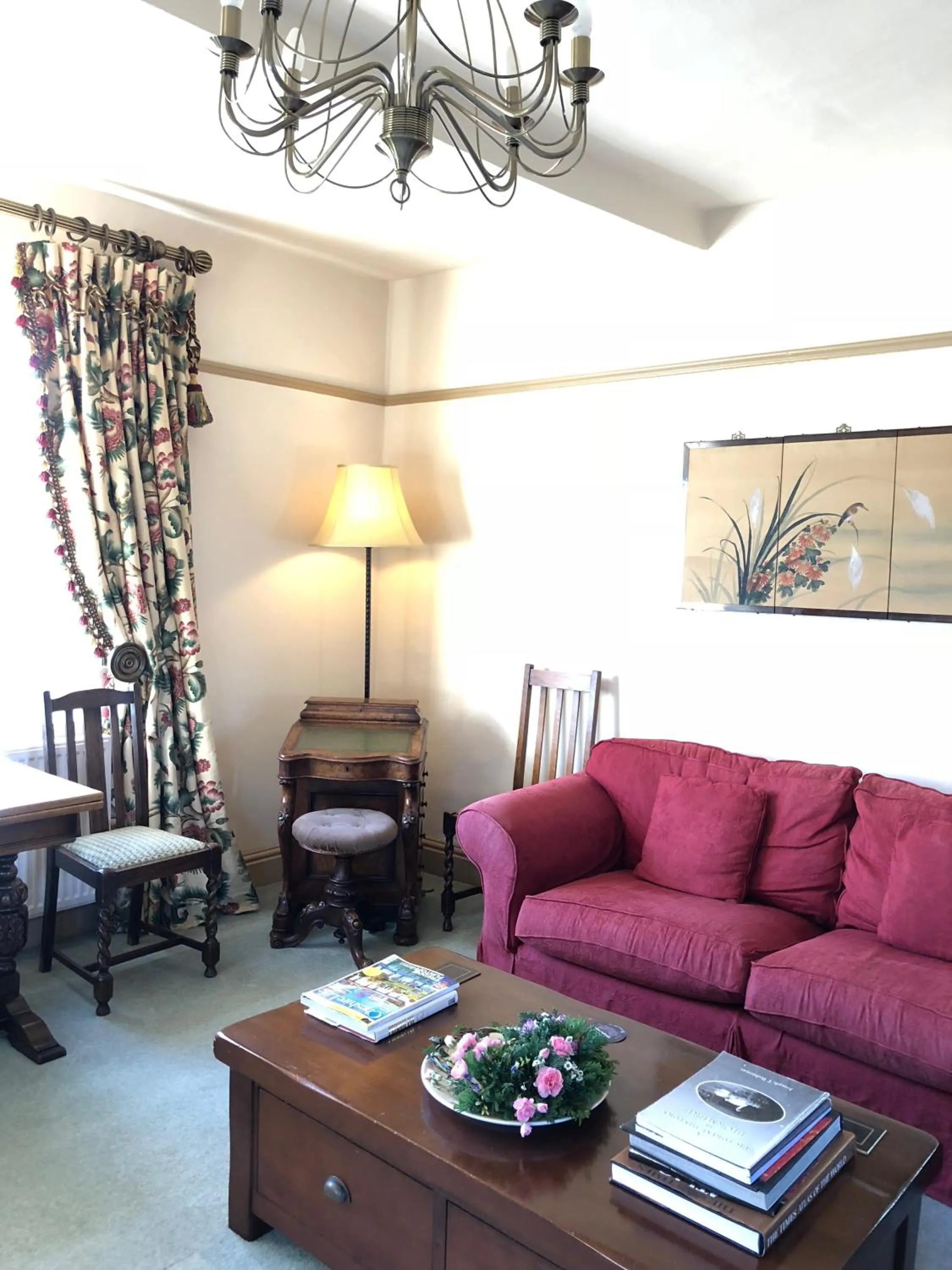 Communal lounge/ TV room in Pickmere Country House