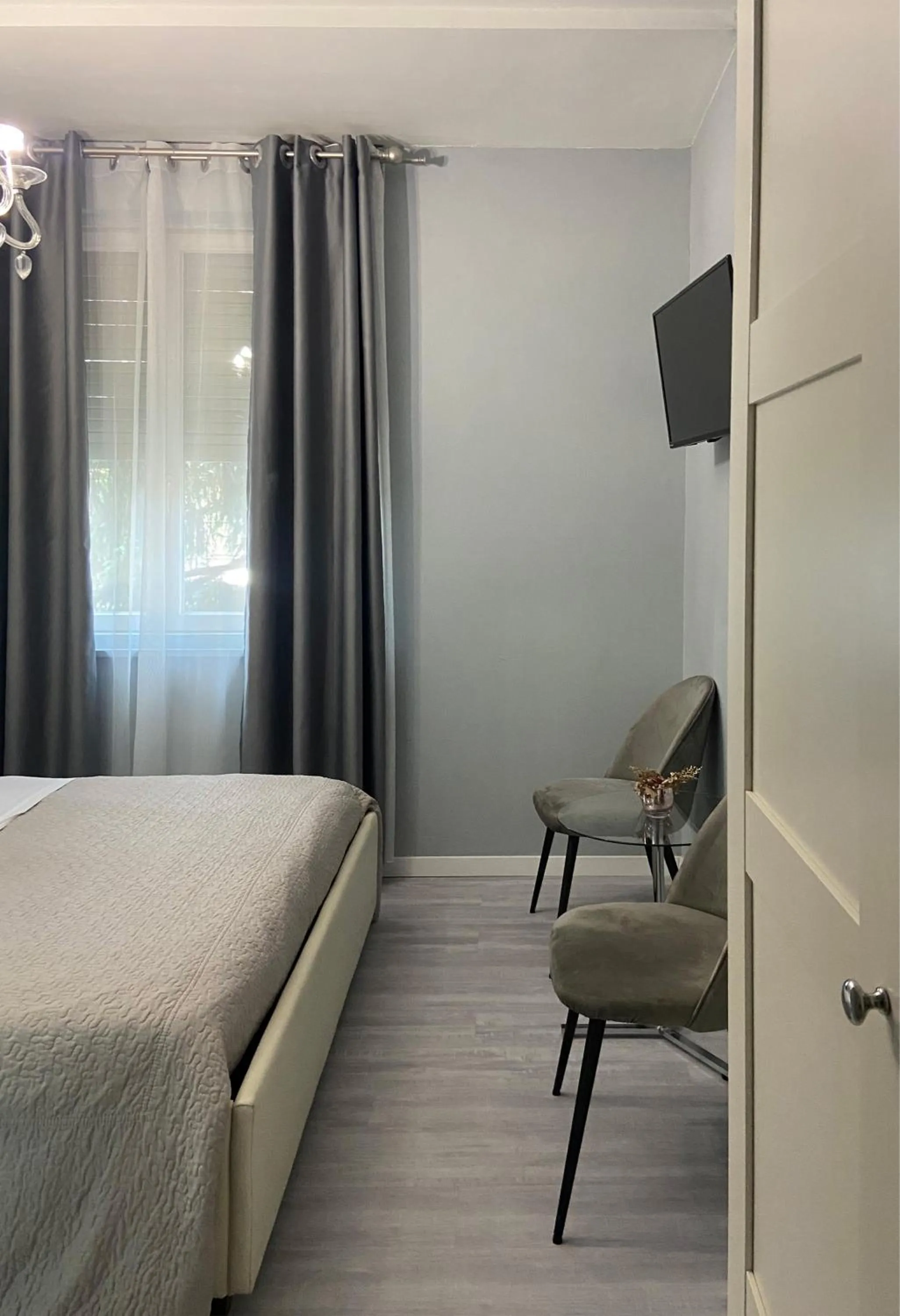 Bed in Casa Rosmini rooms, Dolomia best home