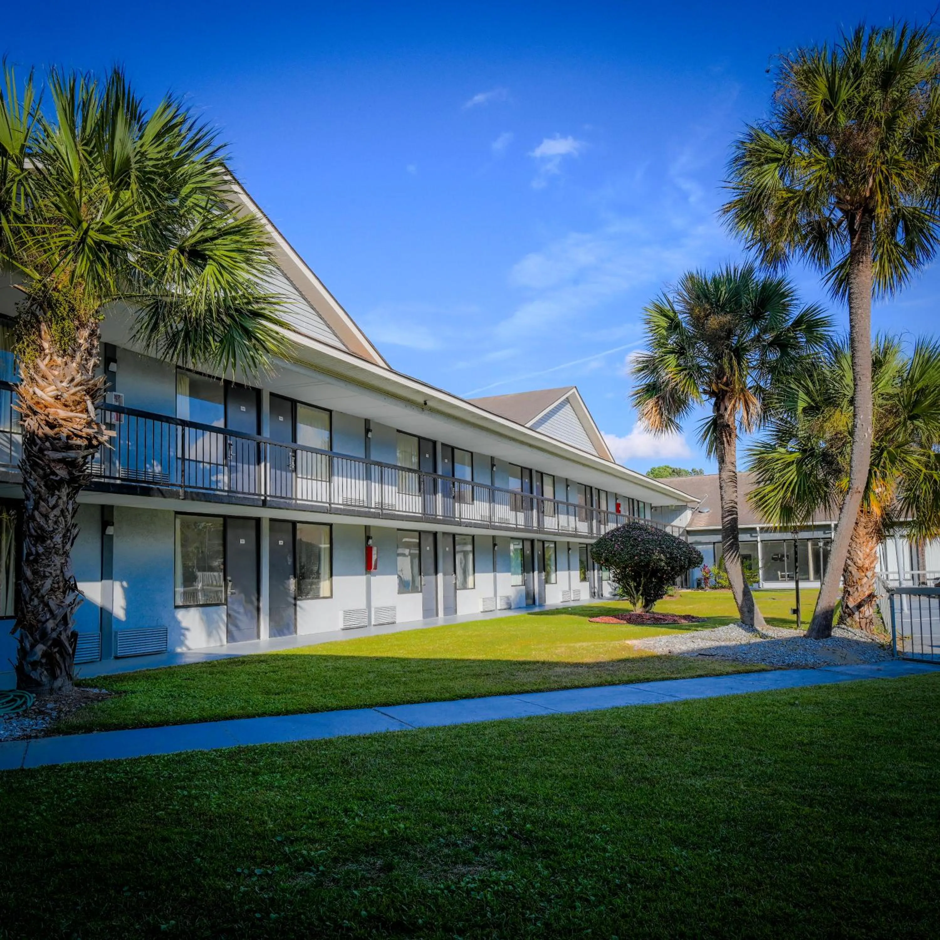 Super 8 by Wyndham Hardeeville - Savannah North