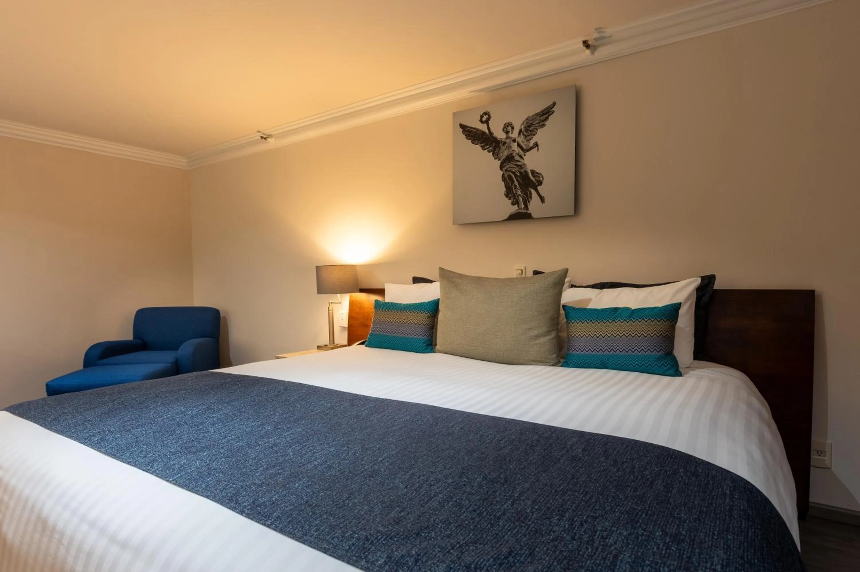 Bedroom, Bed in Suites Obelisk