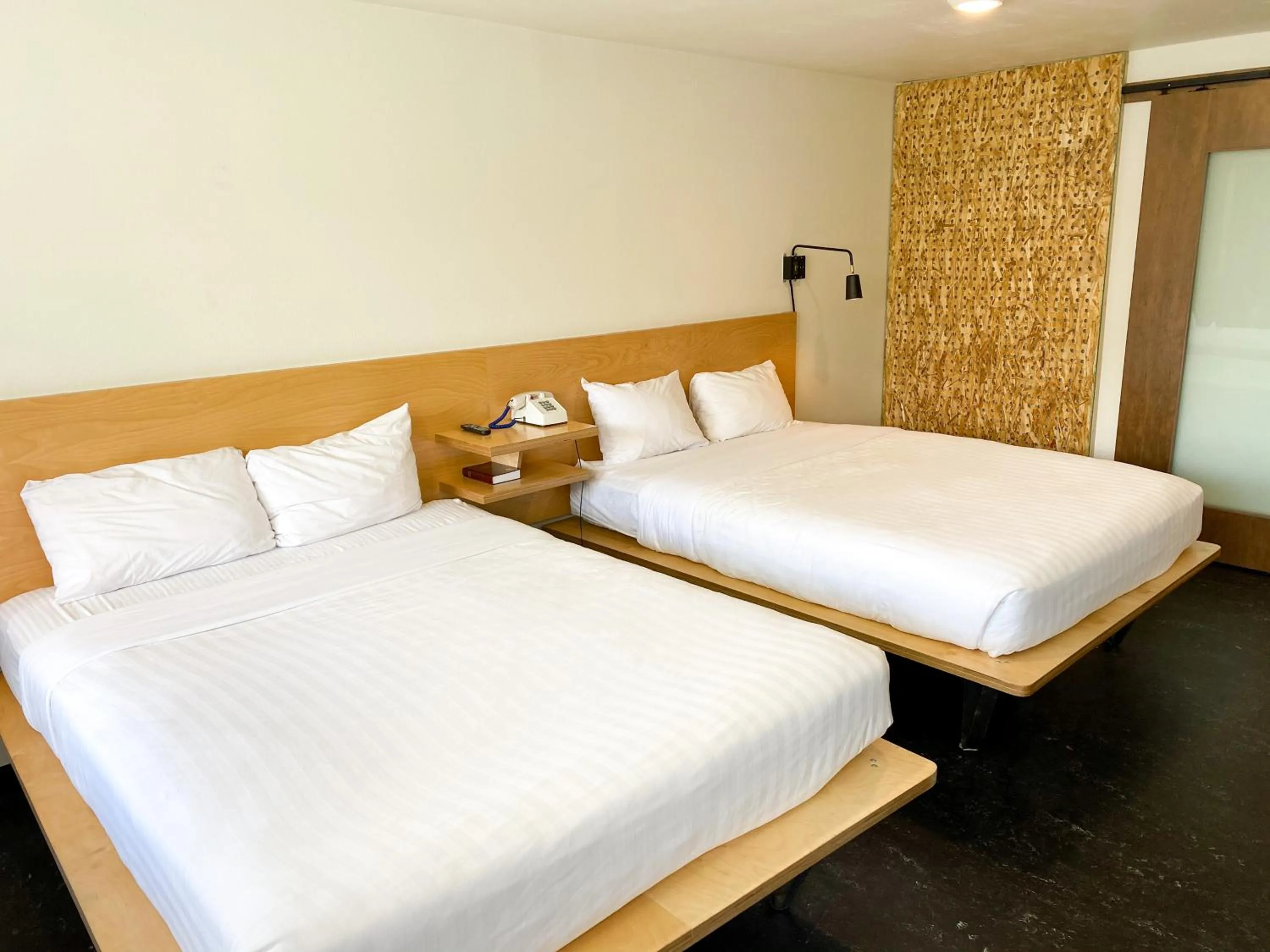 Photo of the whole room, Bed in Hotel Corvallis