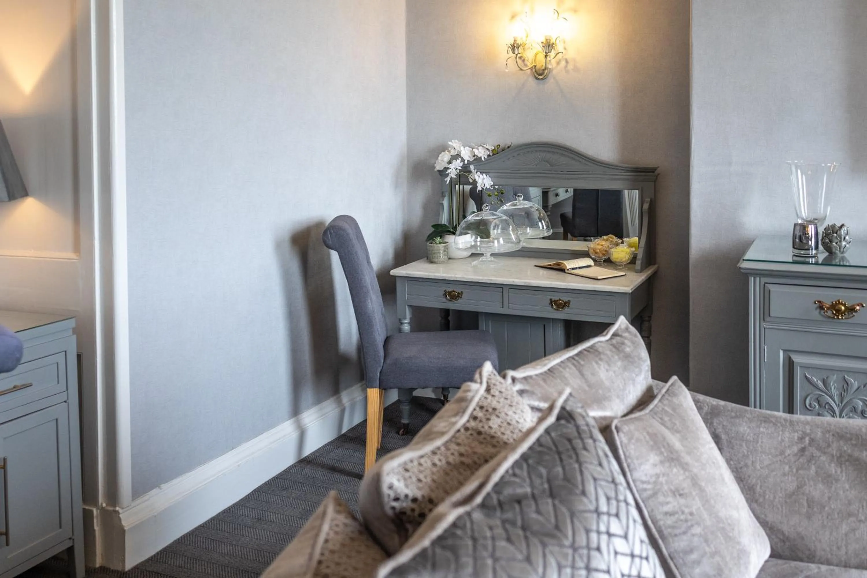 Living room in Gloucester House