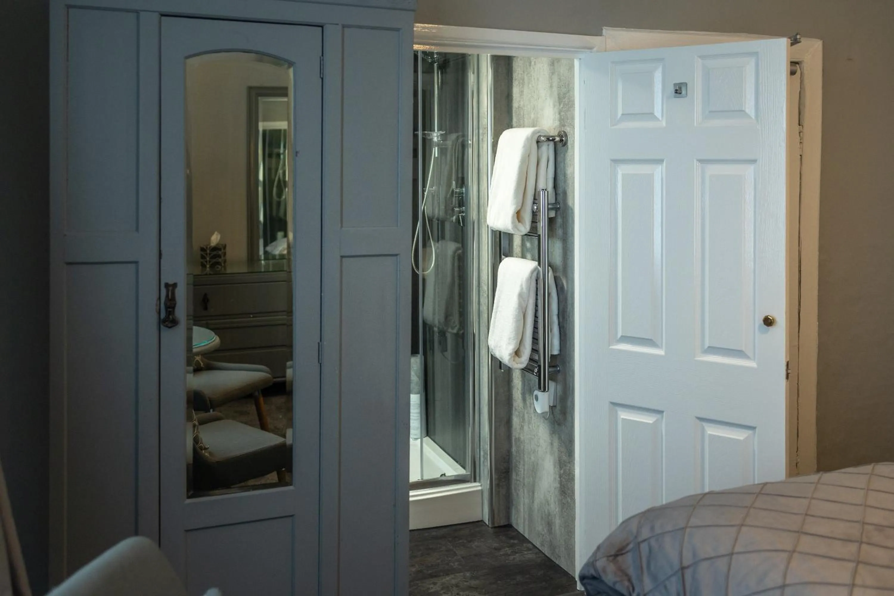 Bedroom, Bed in Gloucester House