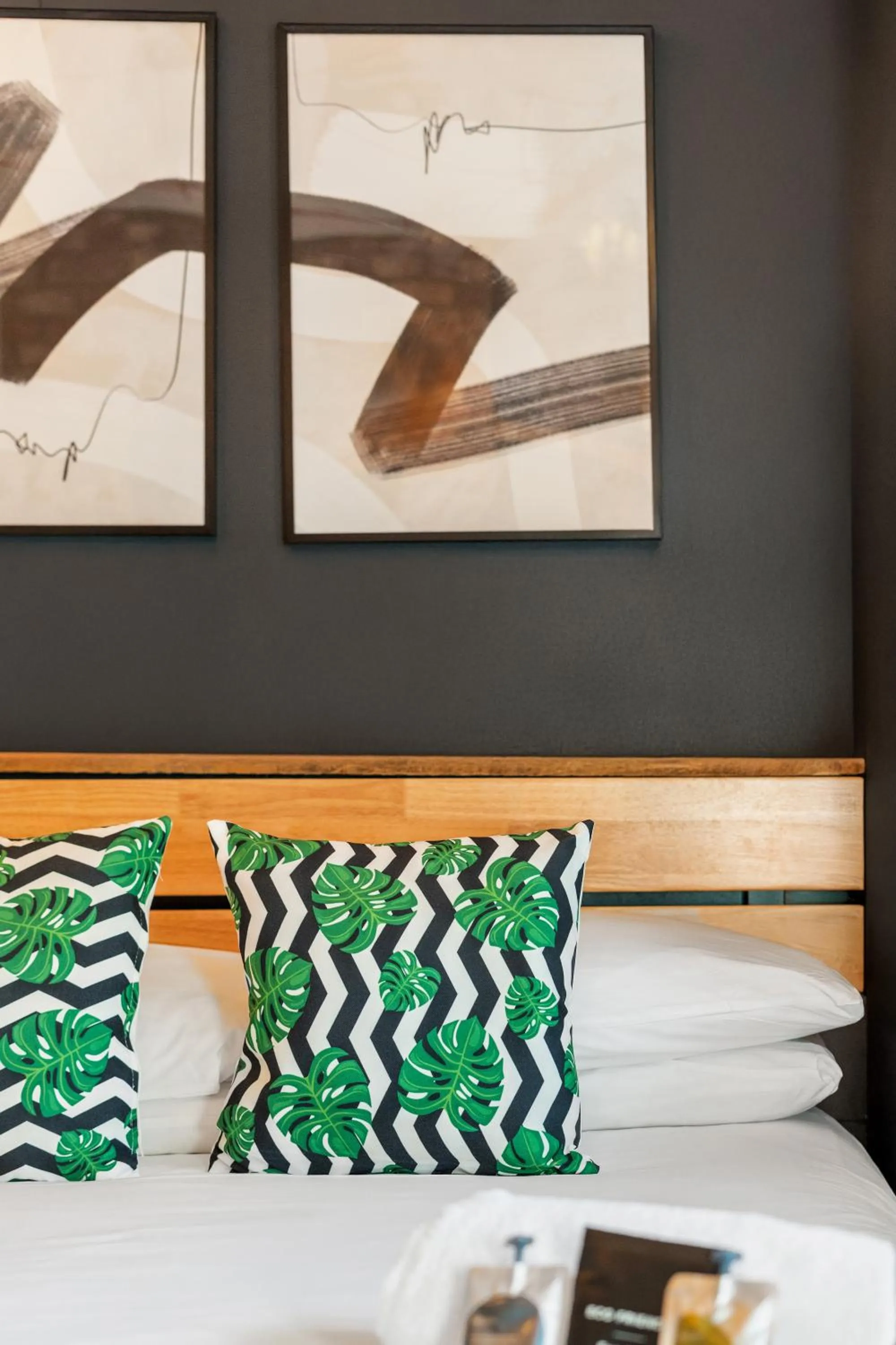 Bed in One Broad Street