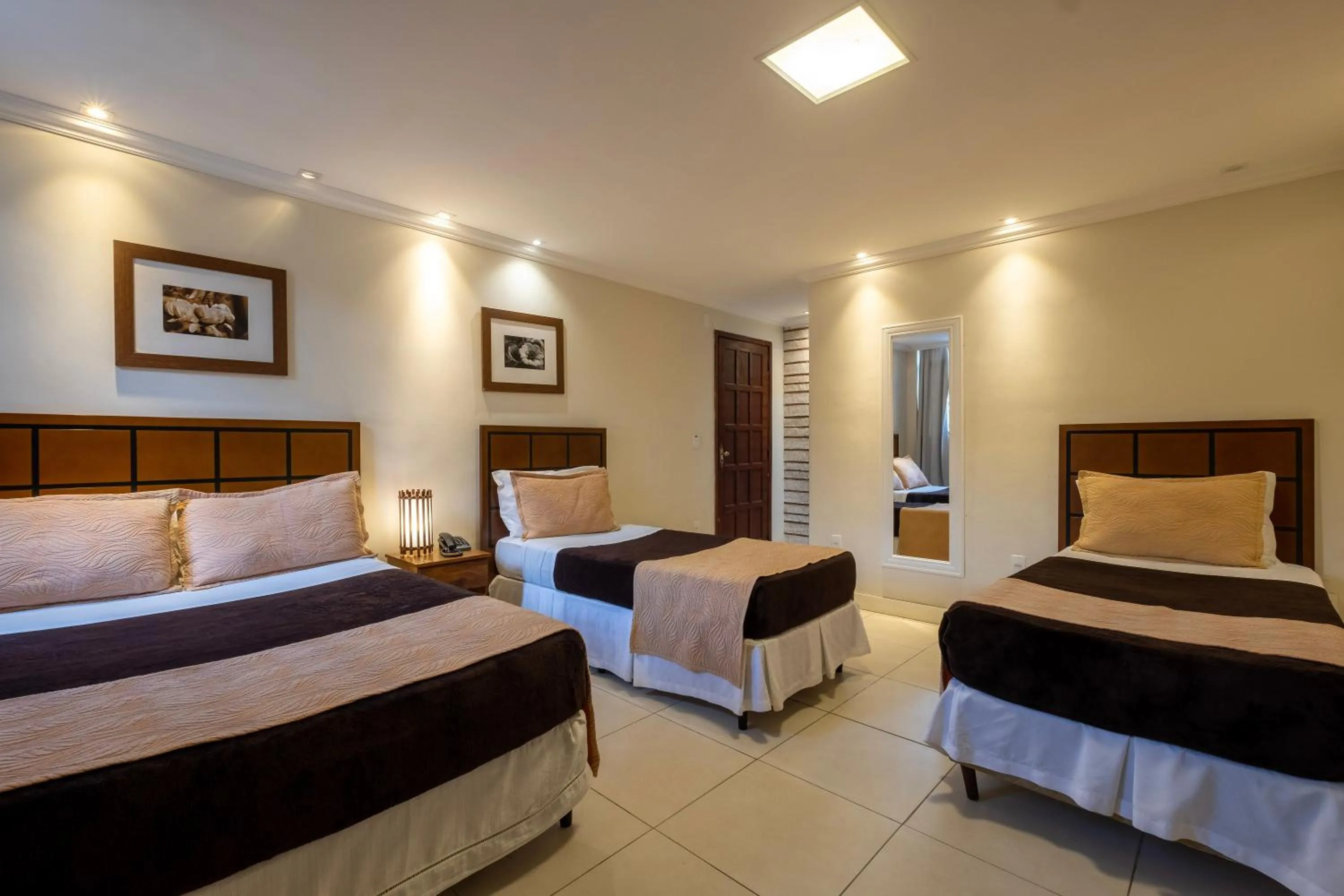 Bed in Hotel Serra Everest