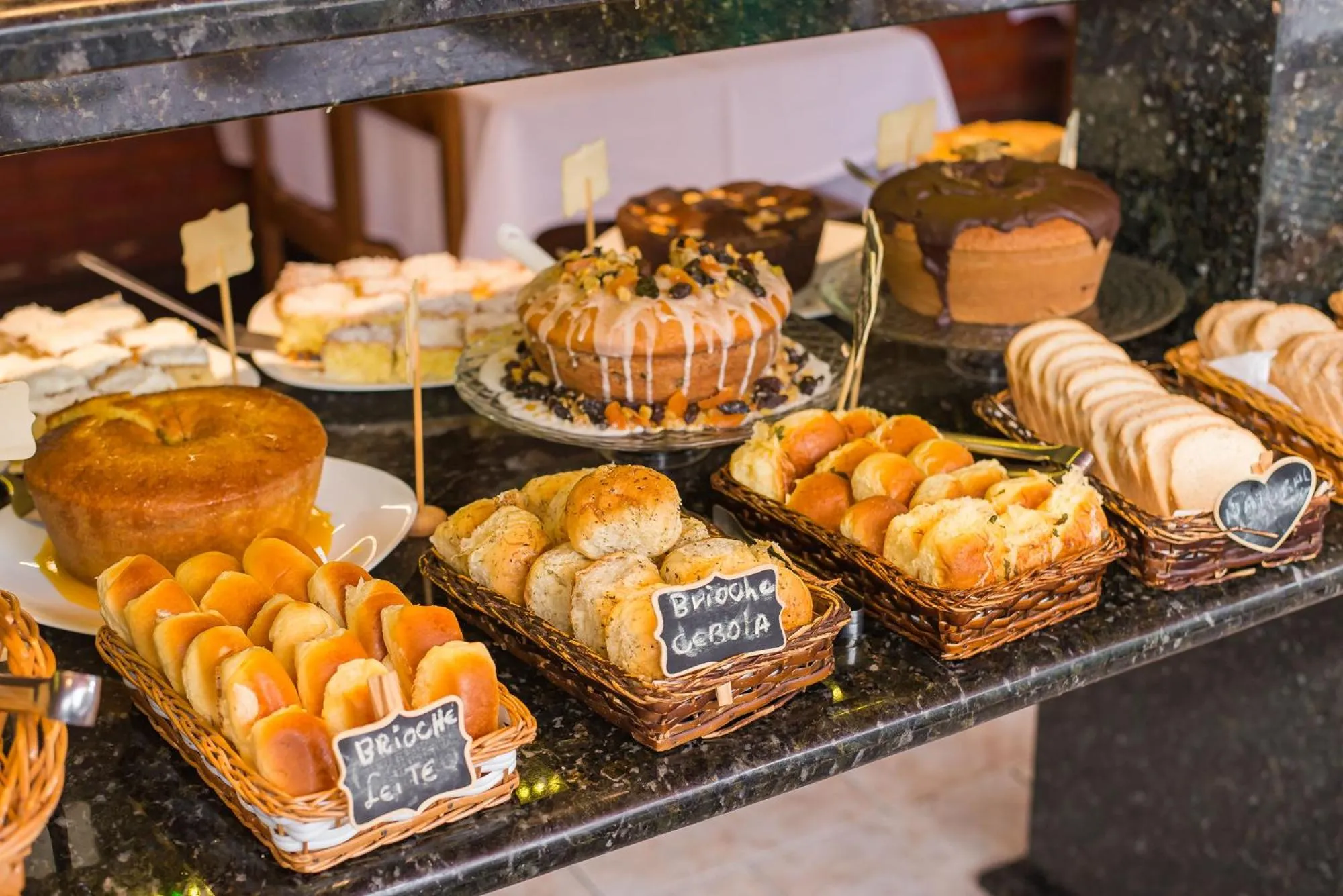 Breakfast in Hotel Serra Everest