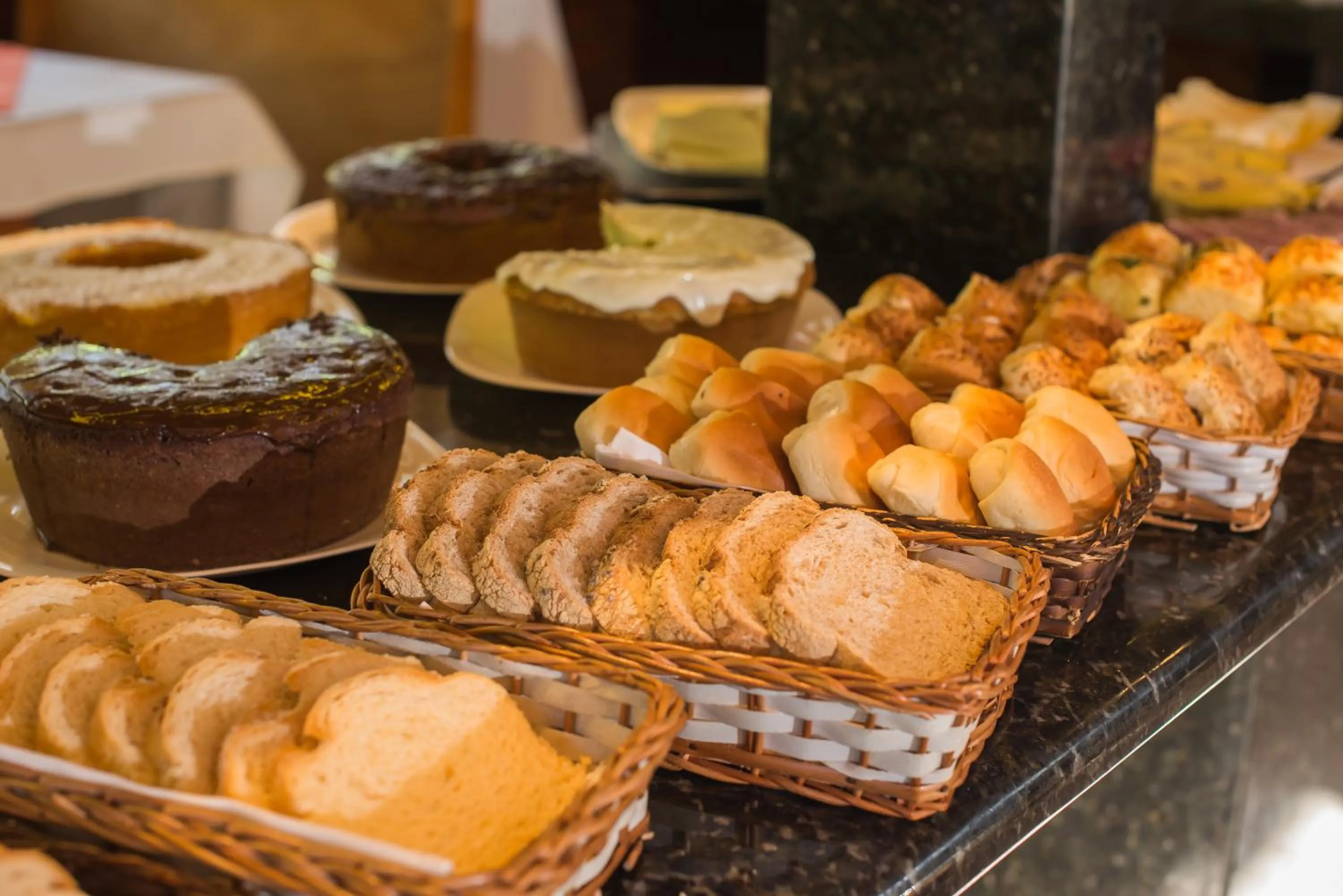 Food in Hotel Serra Everest