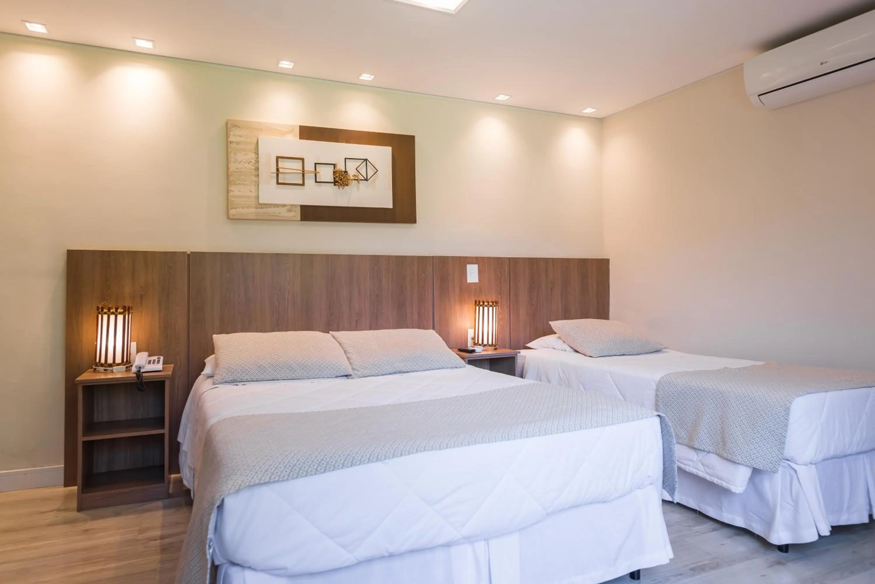 Bed in Hotel Serra Everest