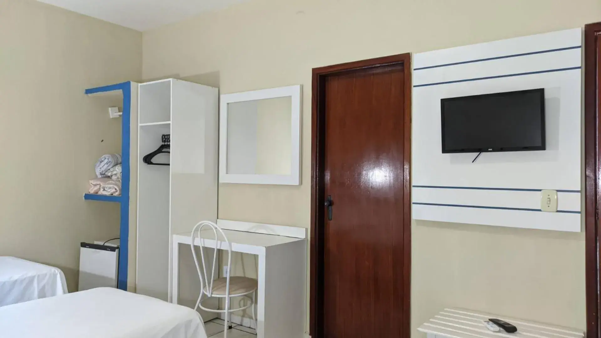 Triple Room in Hotel Lago Azul Triple Room in Hotel Lago Azul