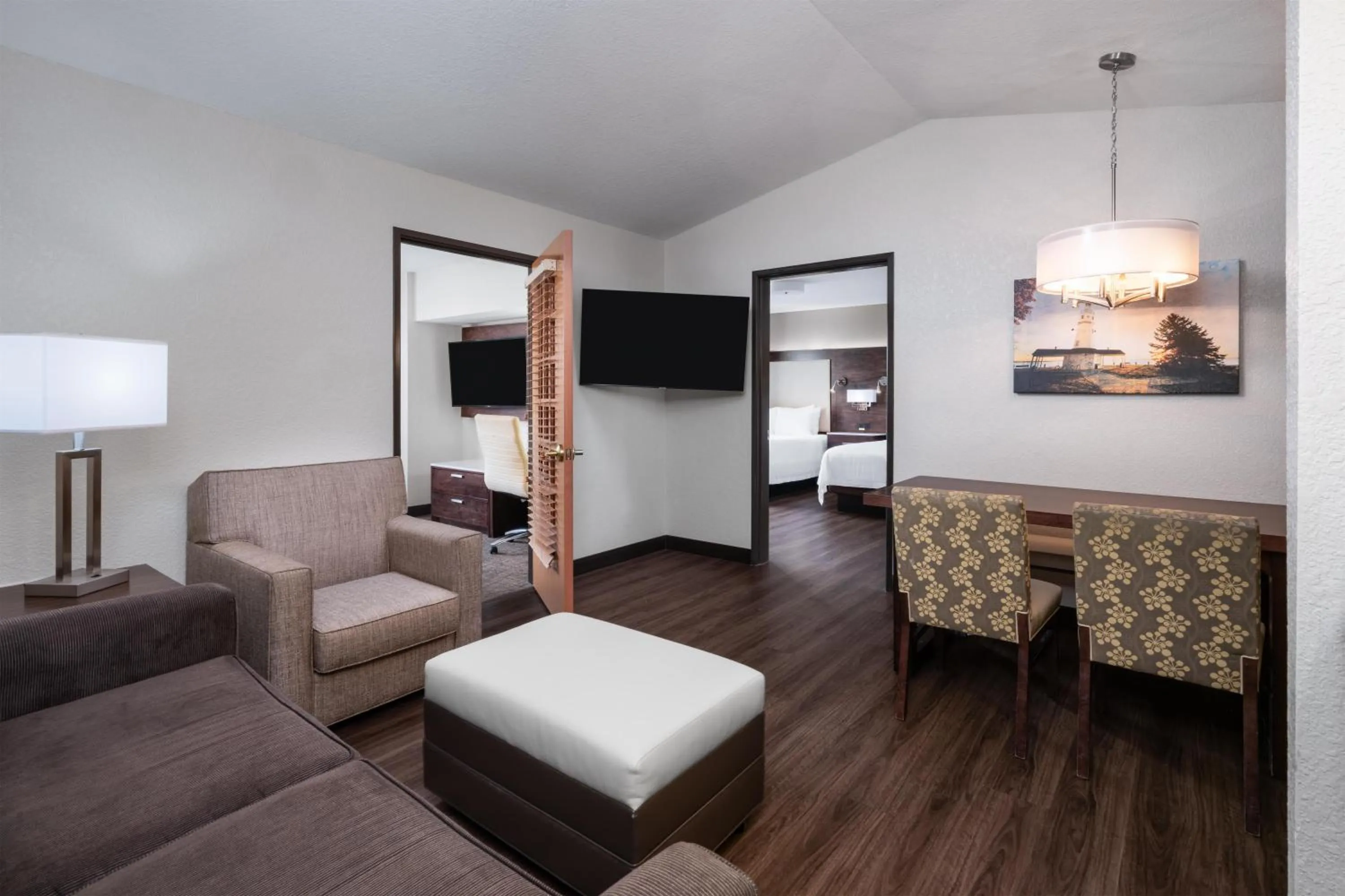 Bedroom, Bed in Best Western Premier Bridgewood Hotel Resort