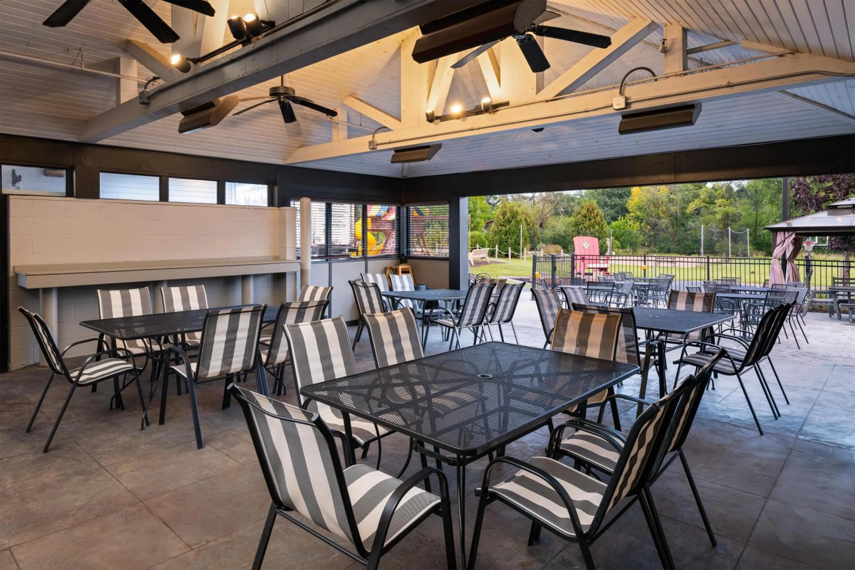 Property building in Best Western Premier Bridgewood Hotel Resort