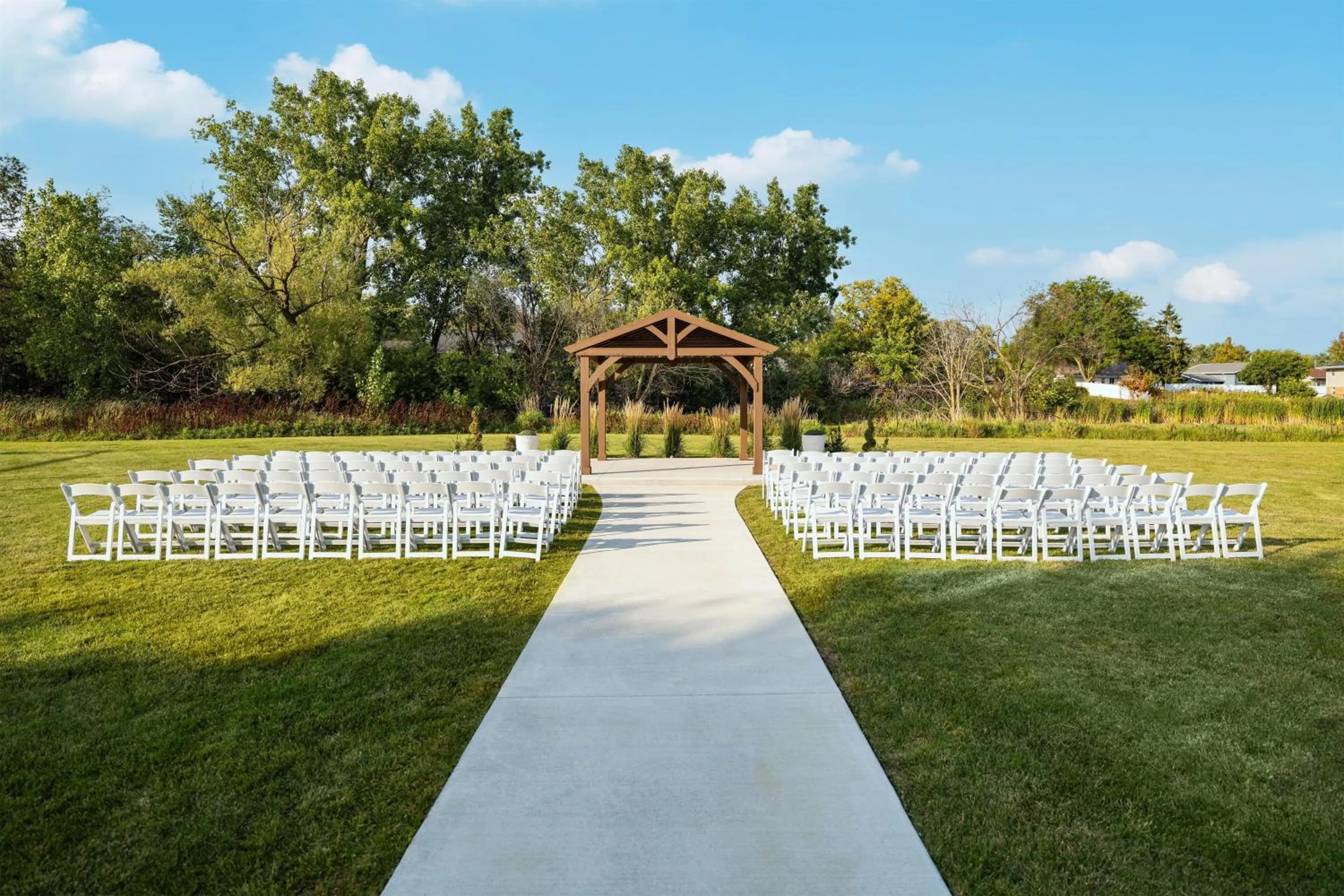 wedding in Best Western Premier Bridgewood Hotel Resort