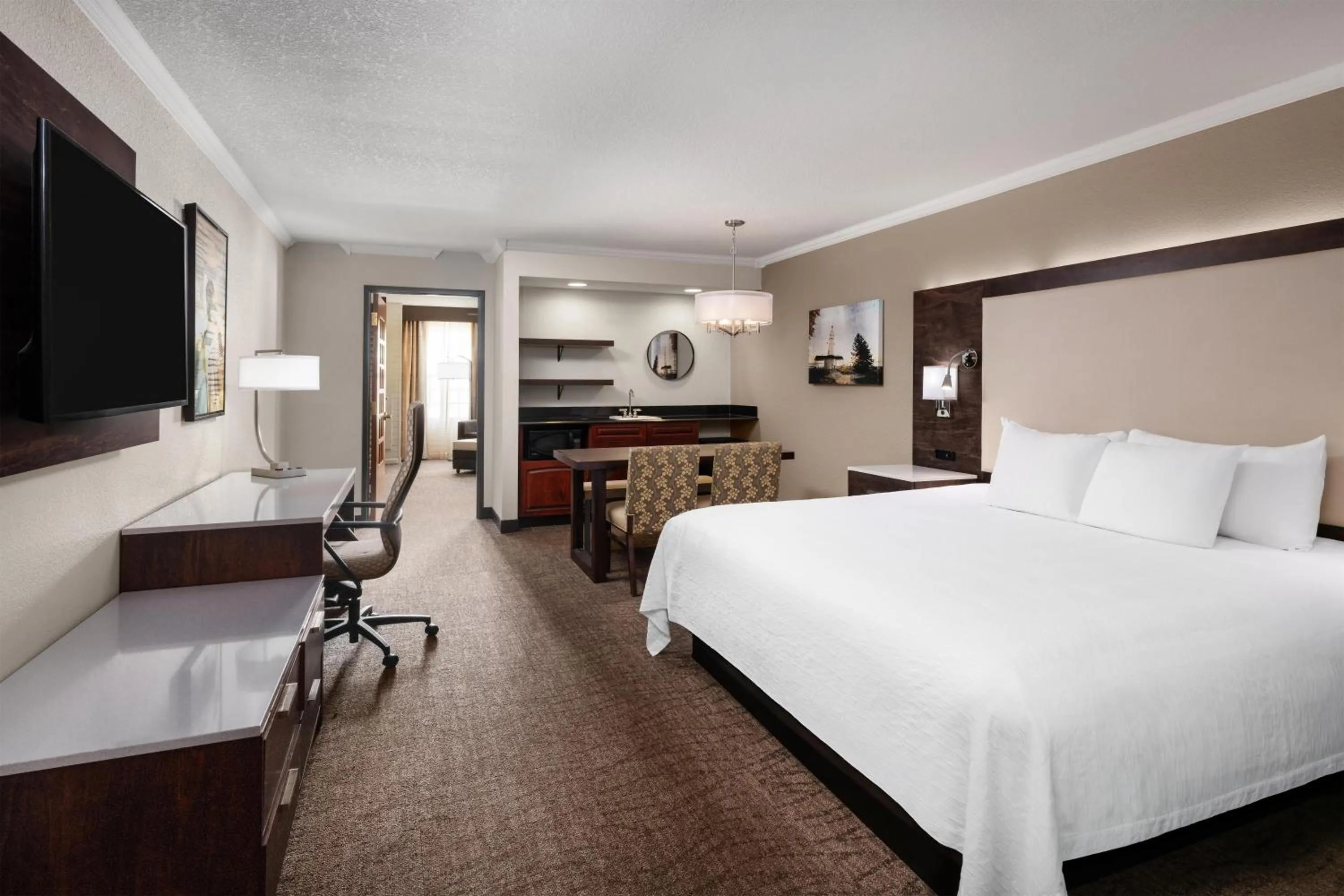 Bedroom, Bed in Best Western Premier Bridgewood Hotel Resort