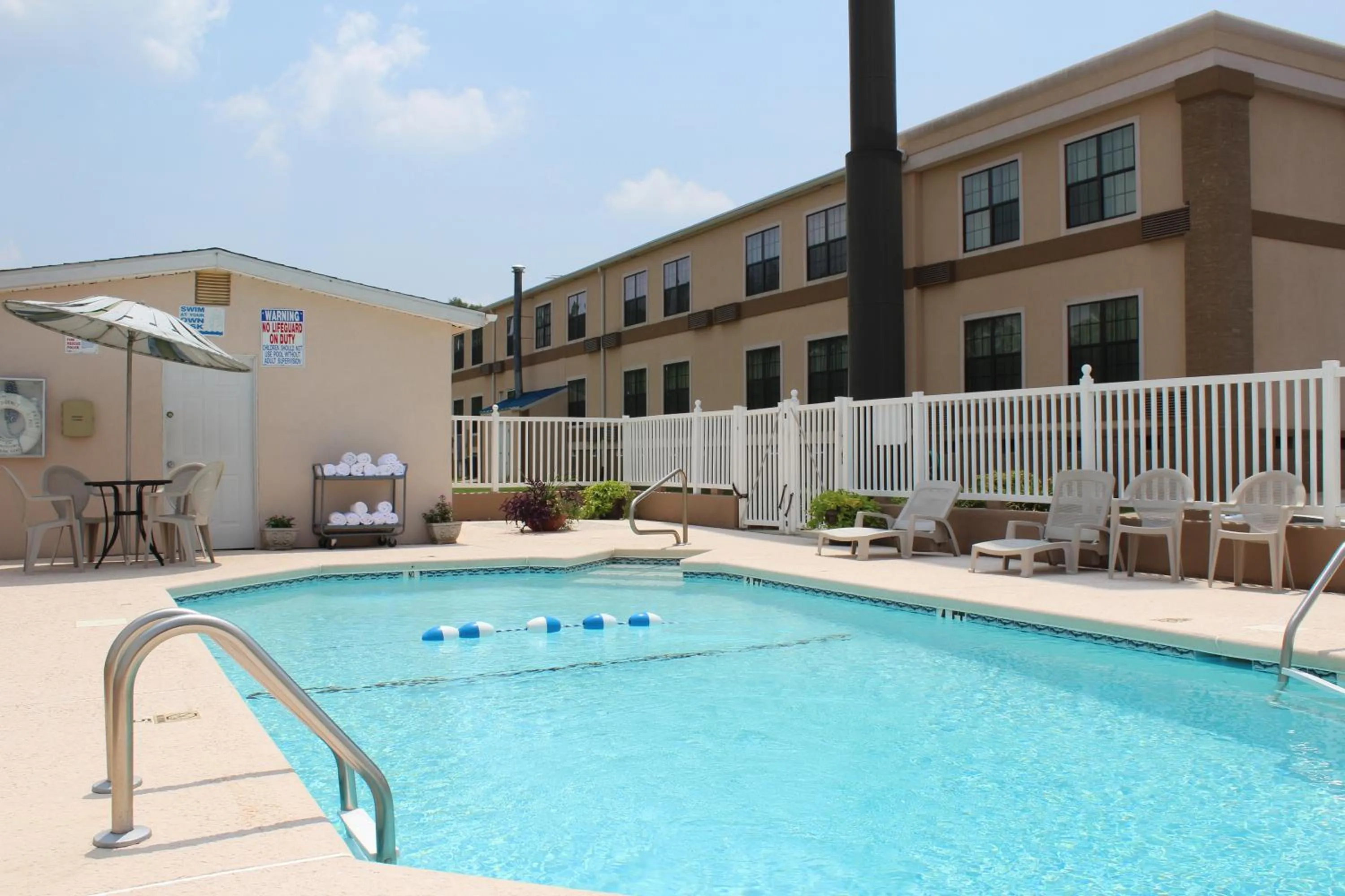 Swimming pool in Travelodge by Wyndham Perry National Fairgrounds Area I-75