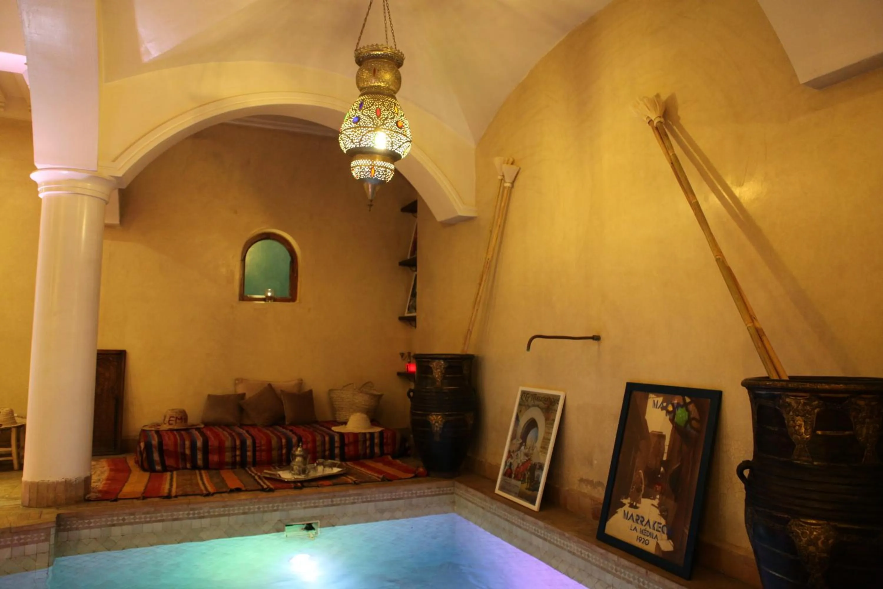 Decorative detail in Riad L'Emir